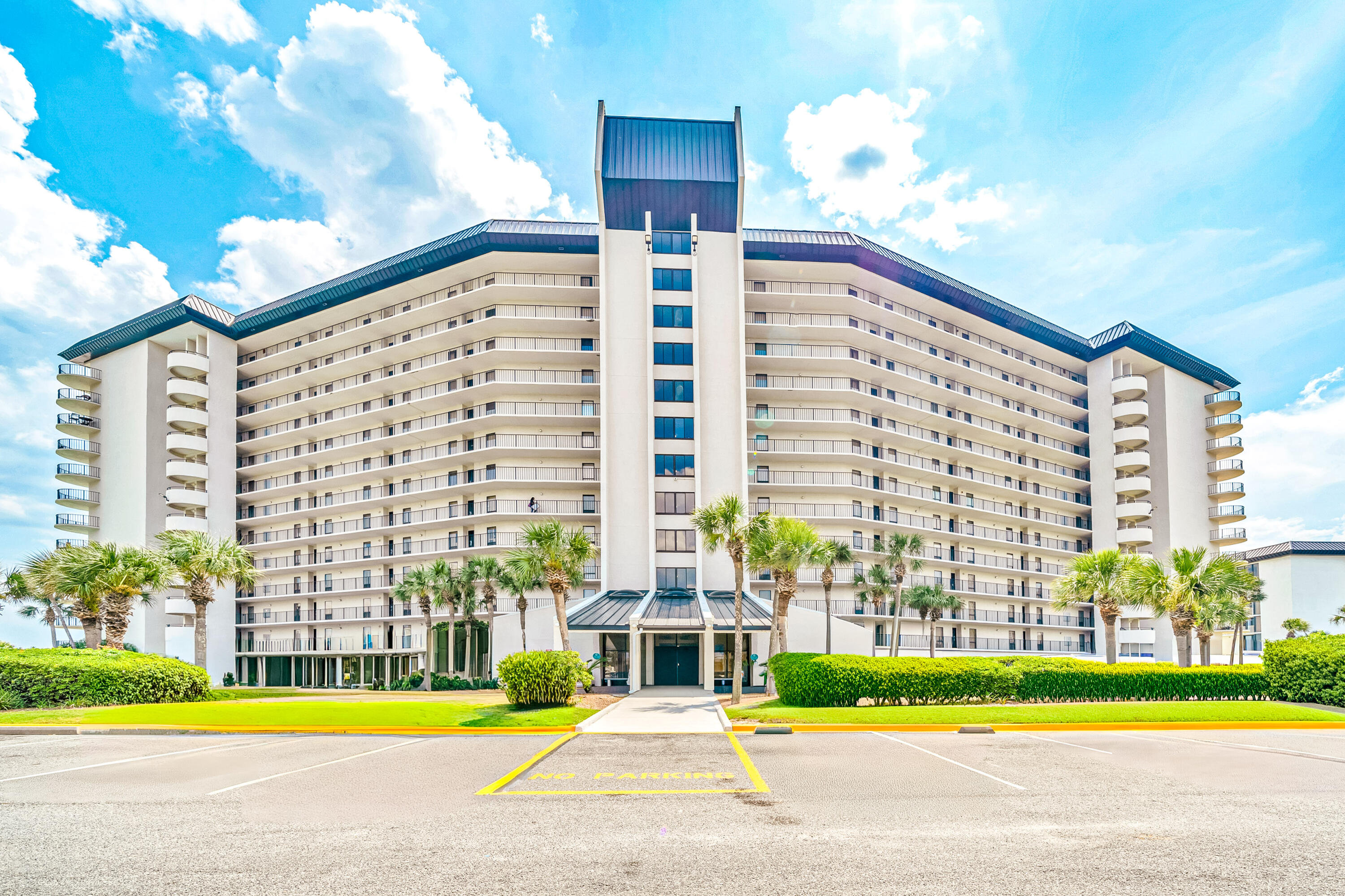11619 Front Beach Road 511