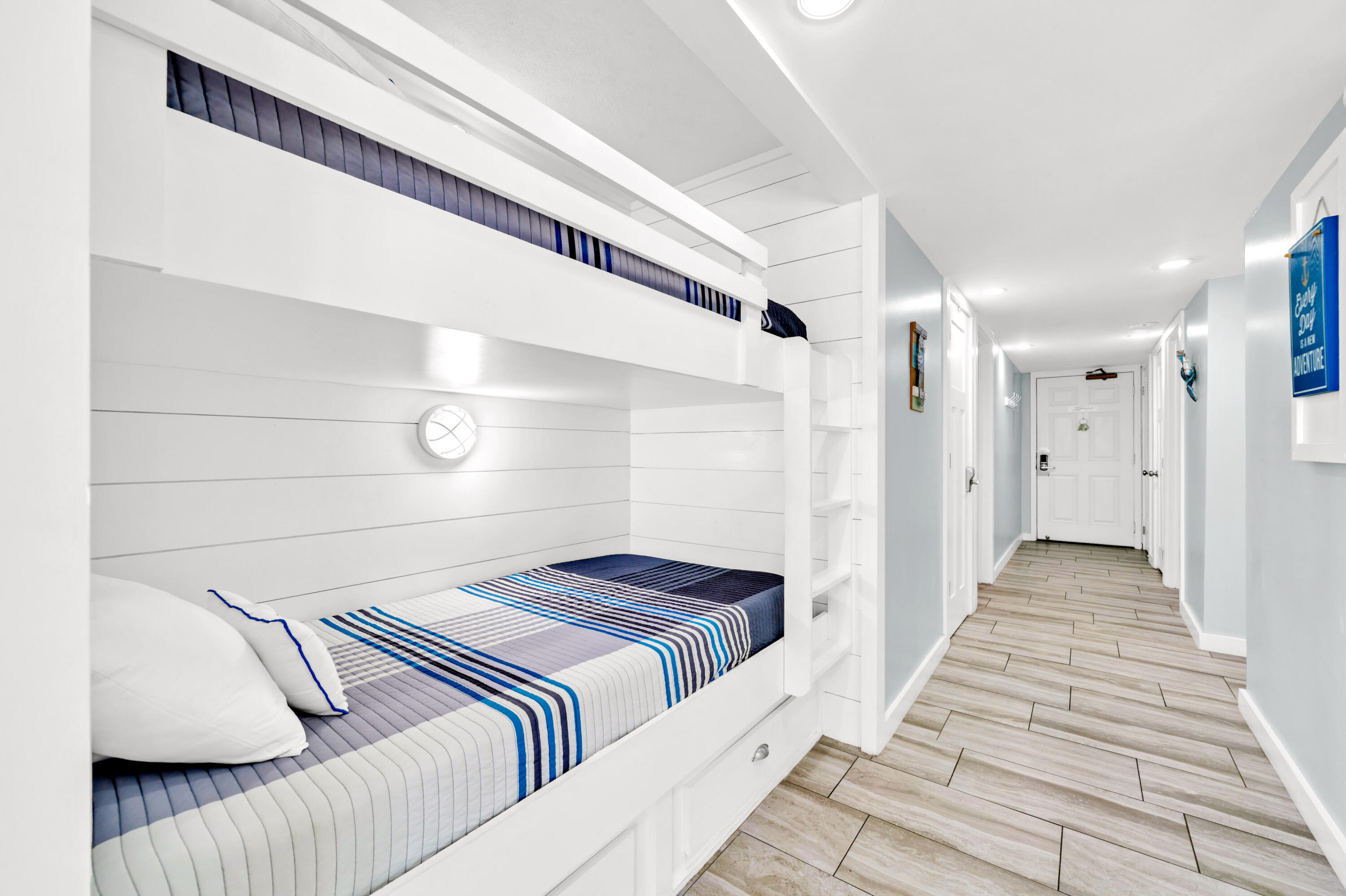 11619 Front Beach Road 511