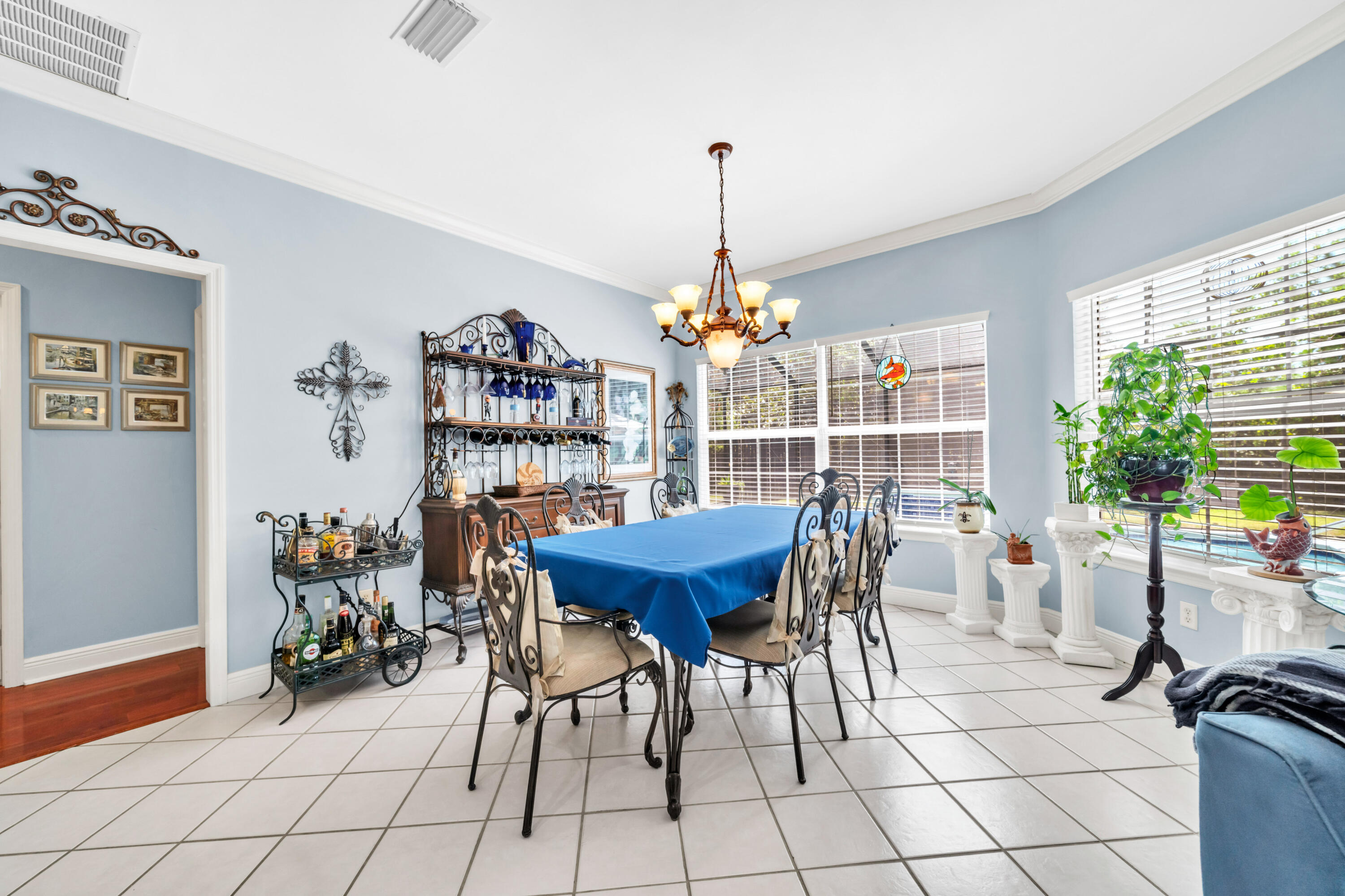 2602 Magnolia Point Circle