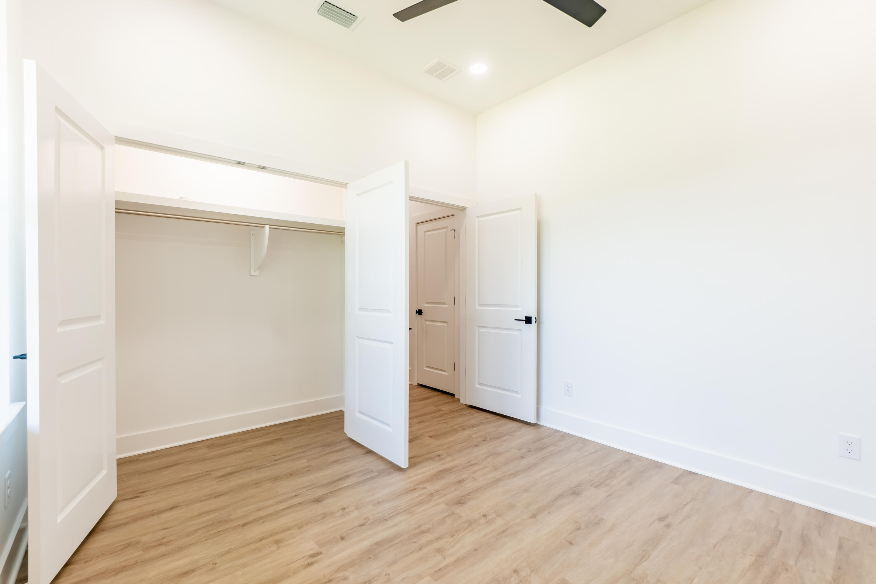 6647 Desoto Street