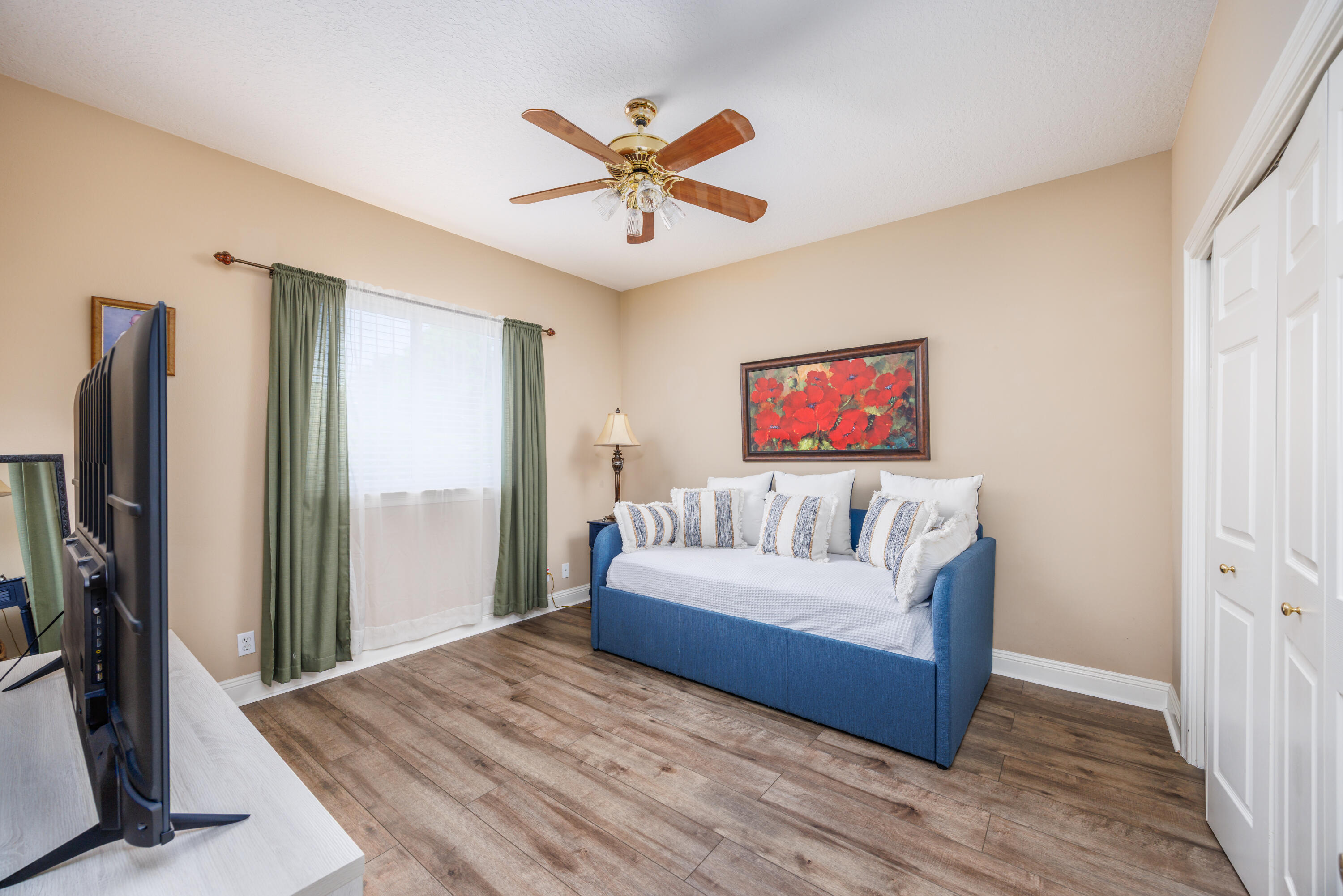 4630 Soundside Drive