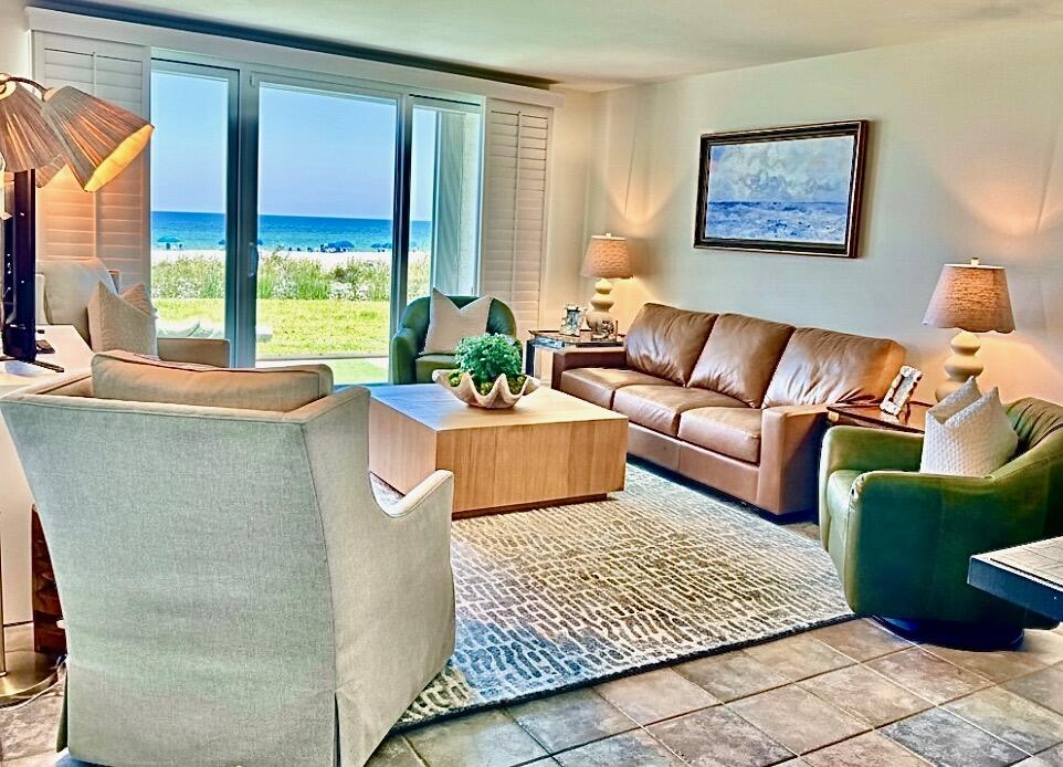 1100 E Highway 98 A102