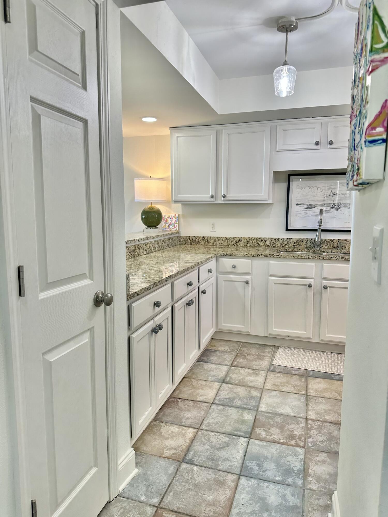 1100 E Highway 98 A102