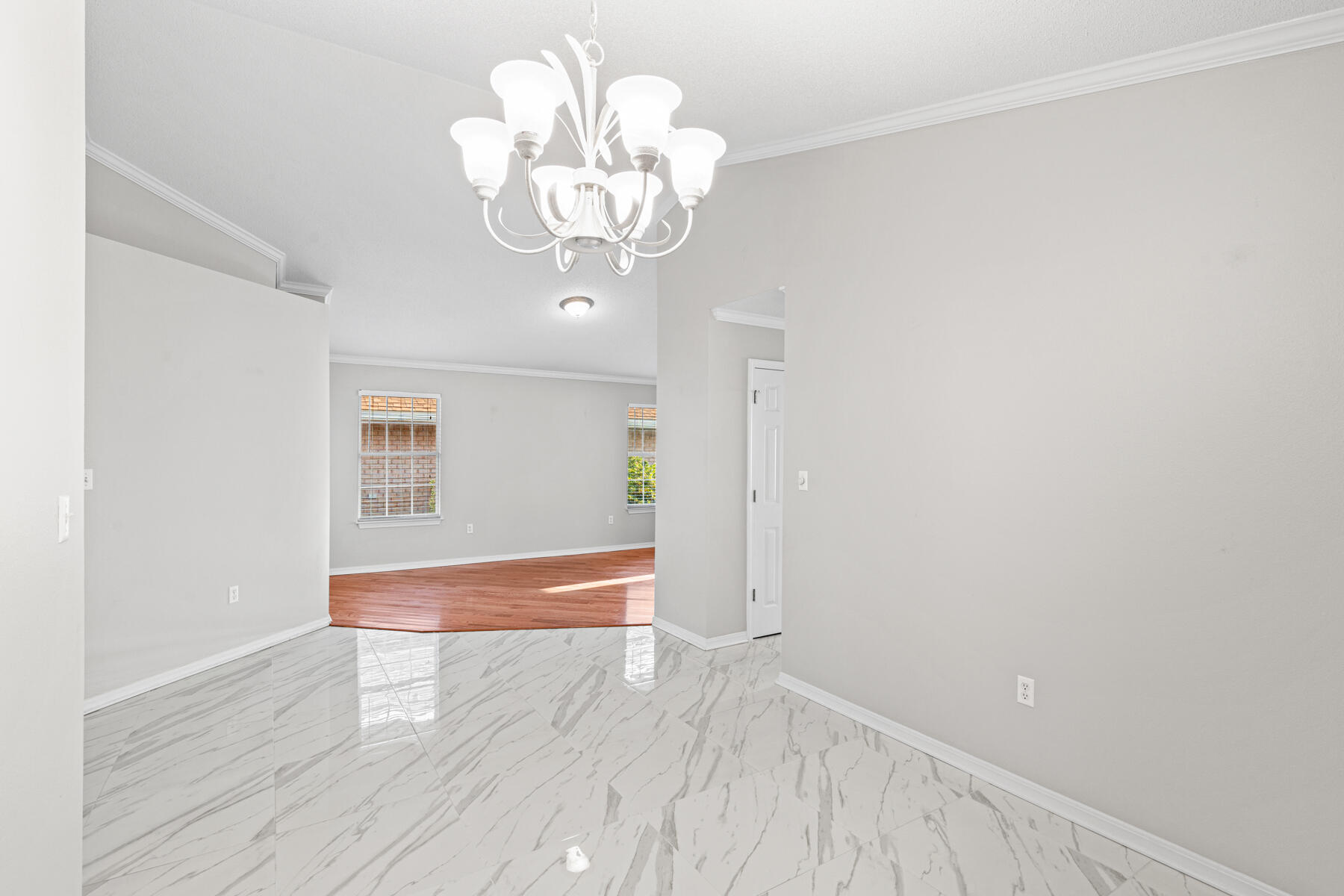 4666 Sunsail Circle