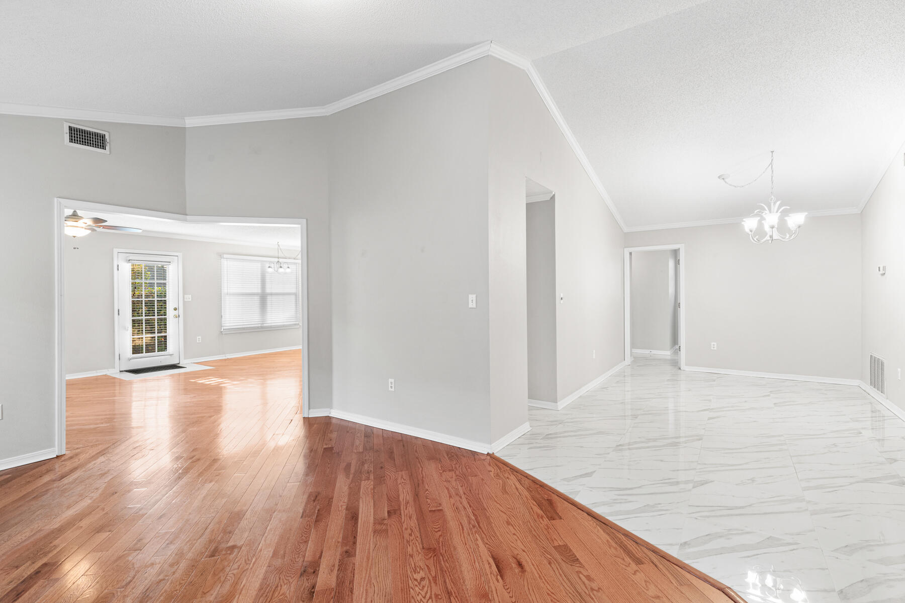 4666 Sunsail Circle