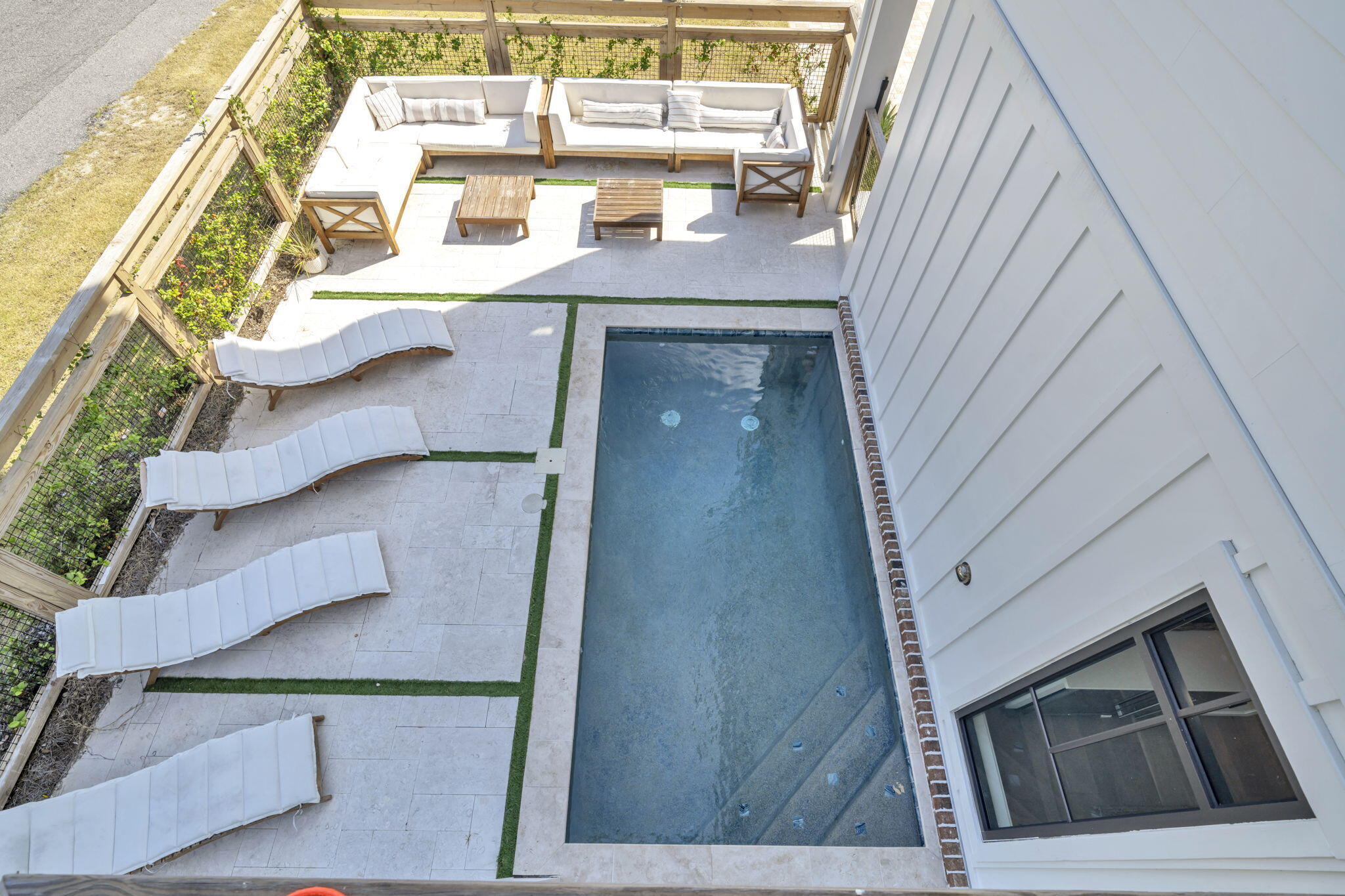 53 Porpoise Street