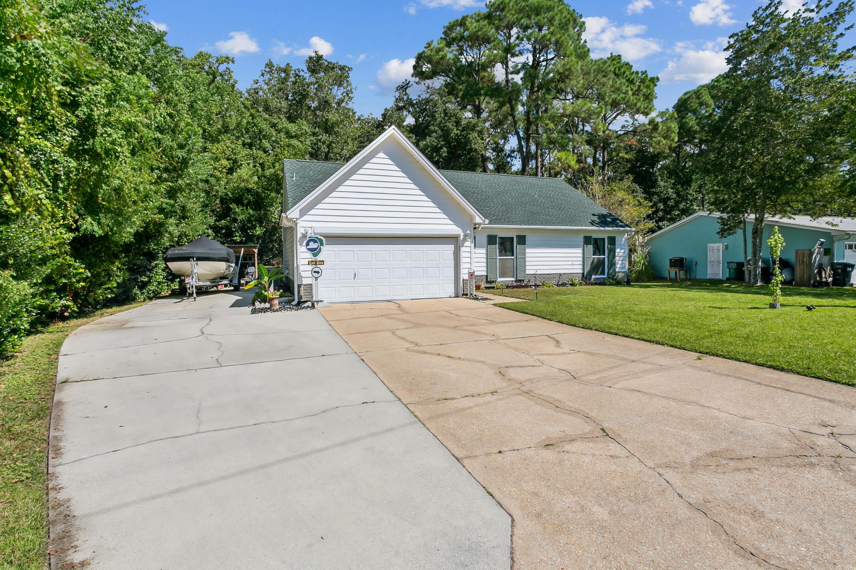357 NW Jonquil Avenue