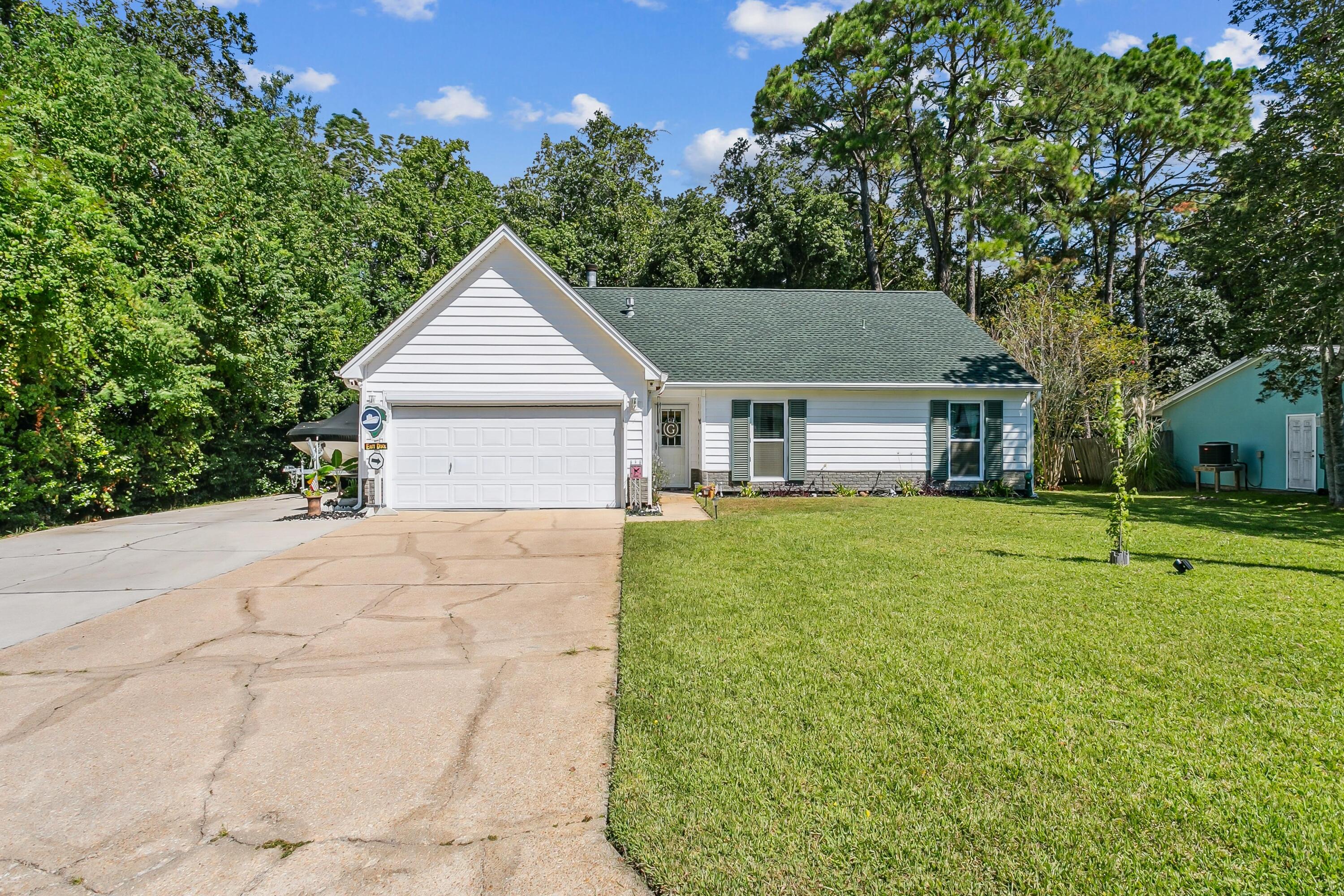 357 NW Jonquil Avenue