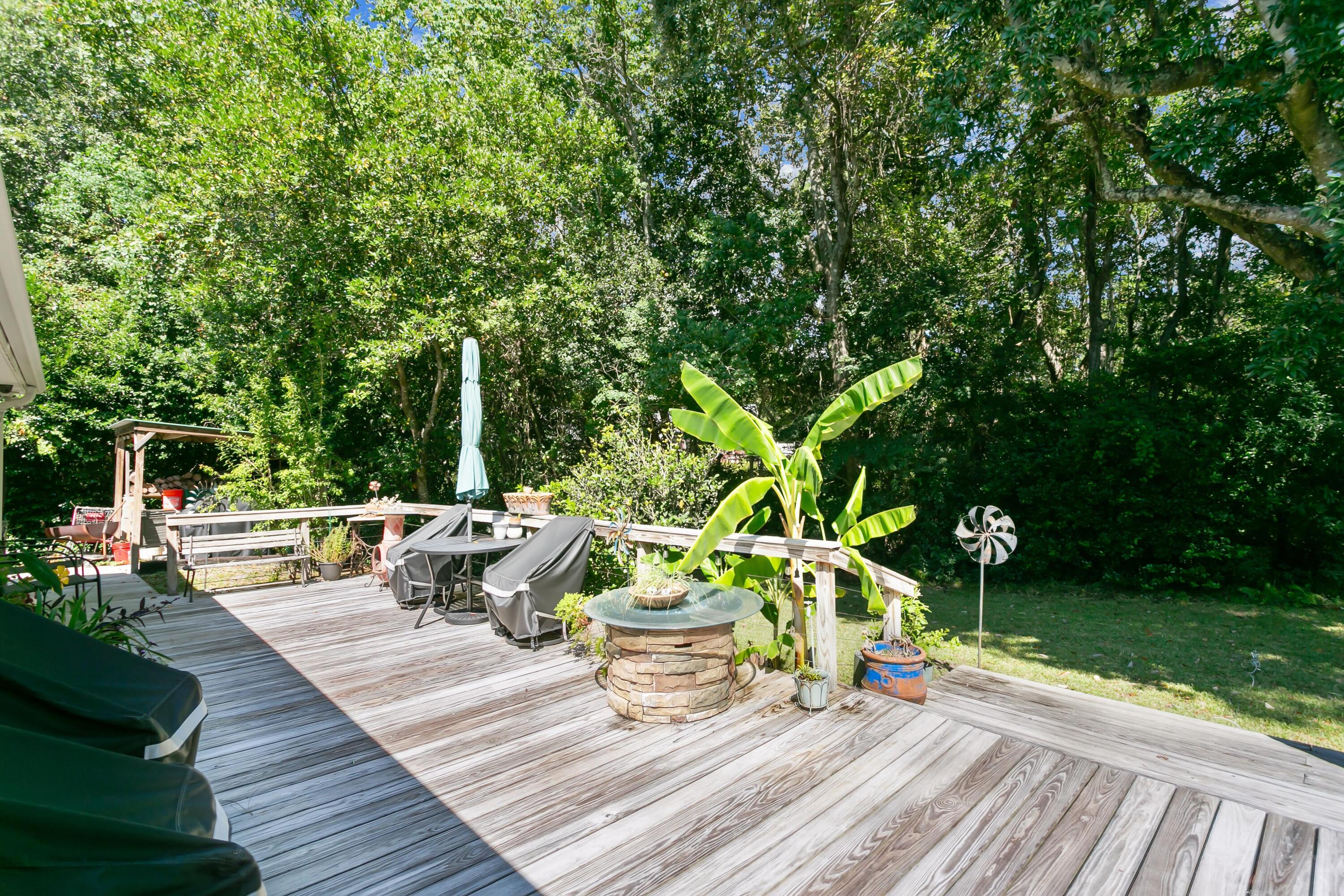 357 NW Jonquil Avenue