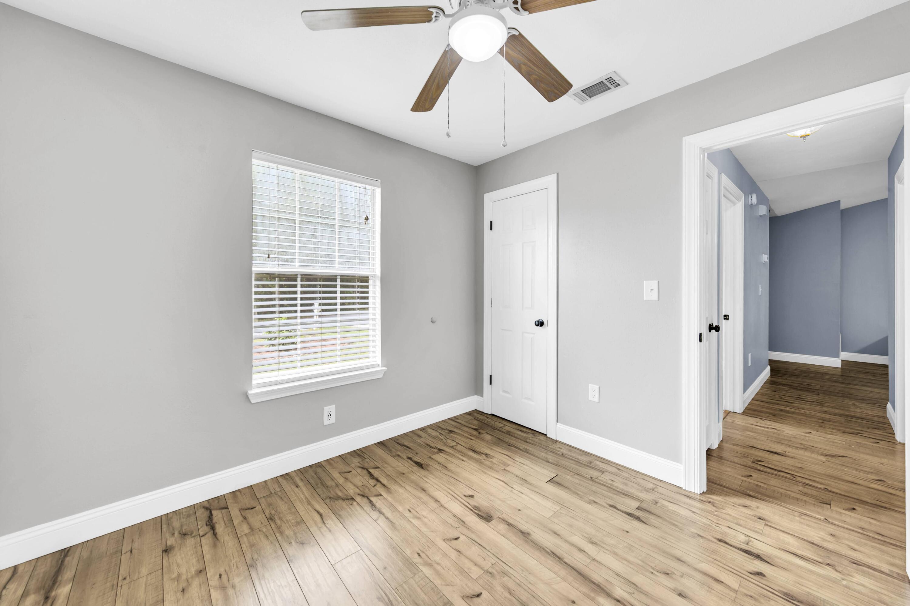 4877 Kensington Lane