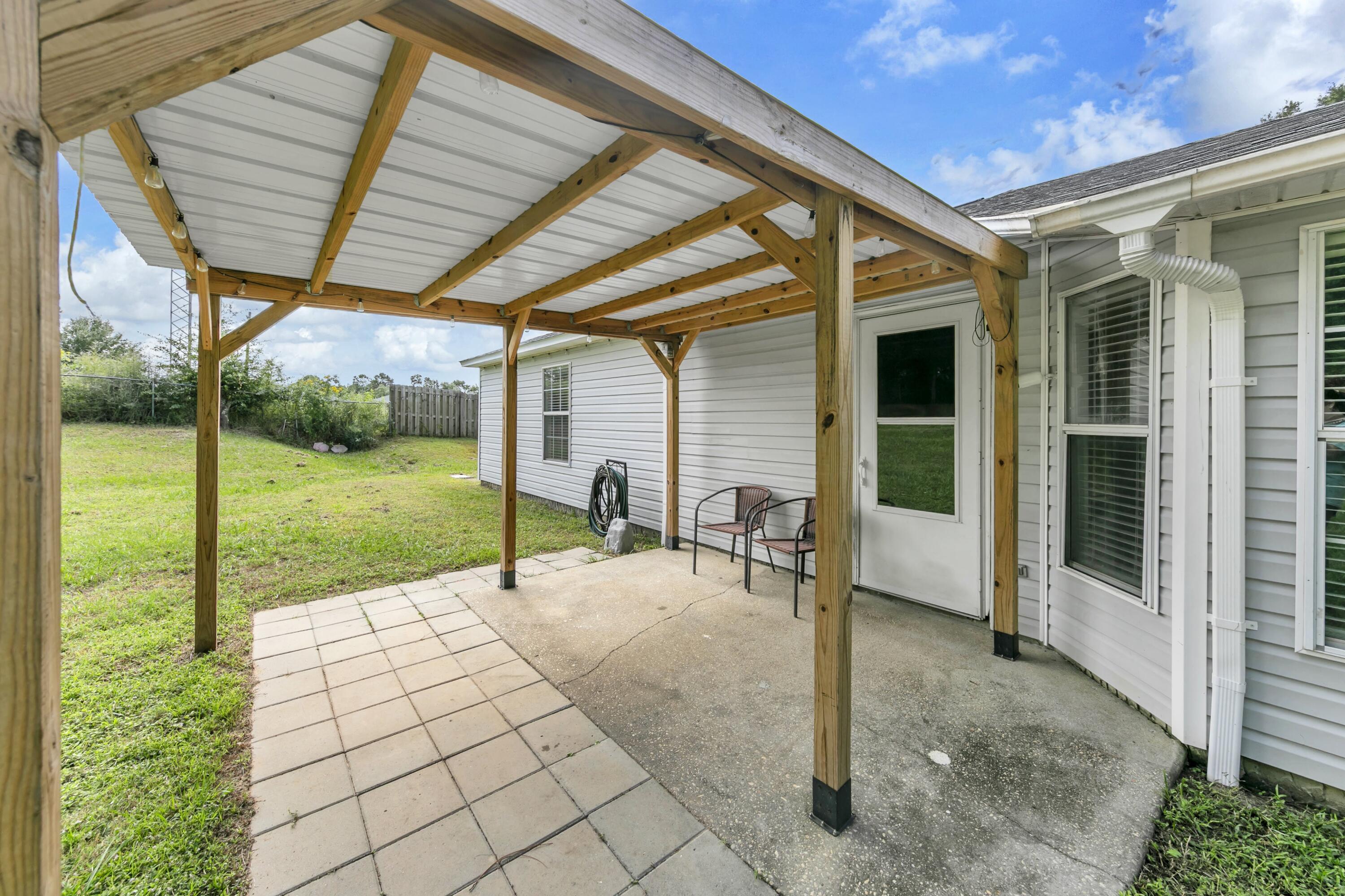 4877 Kensington Lane
