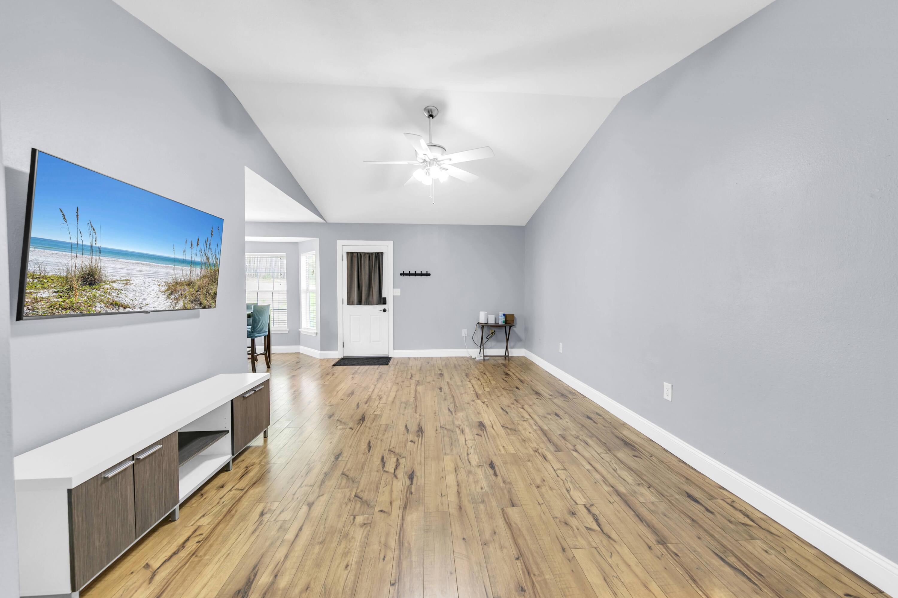 4877 Kensington Lane