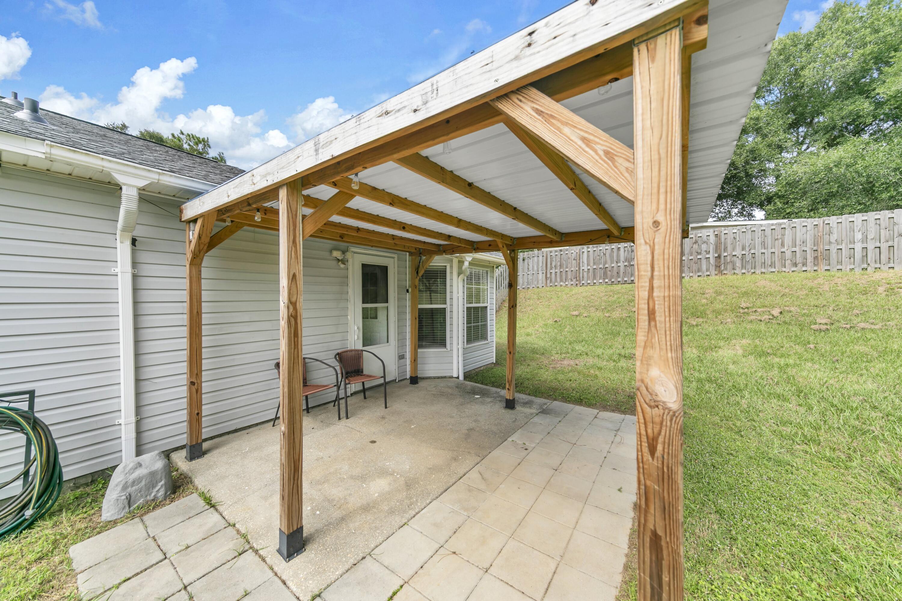 4877 Kensington Lane
