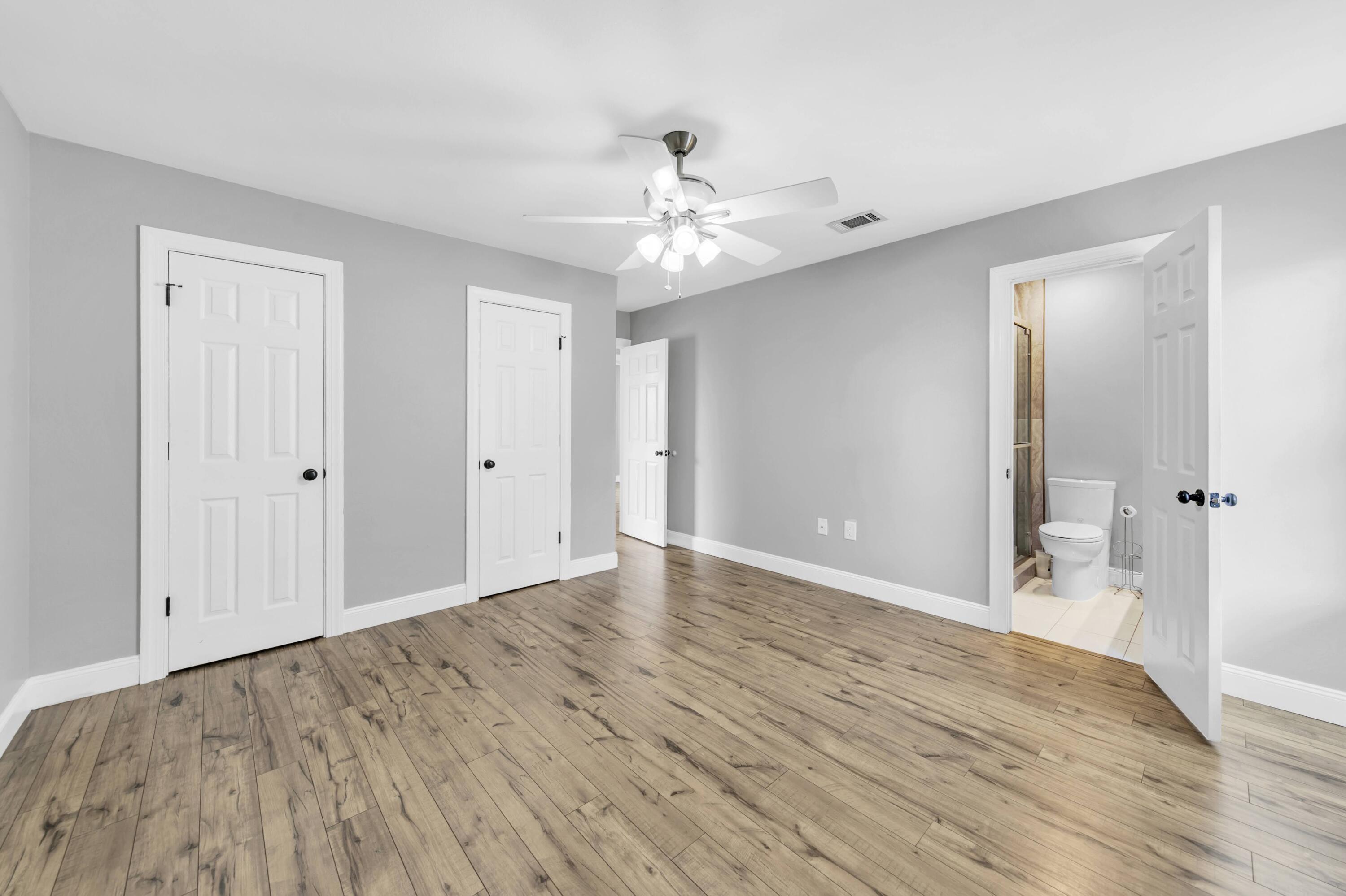 4877 Kensington Lane