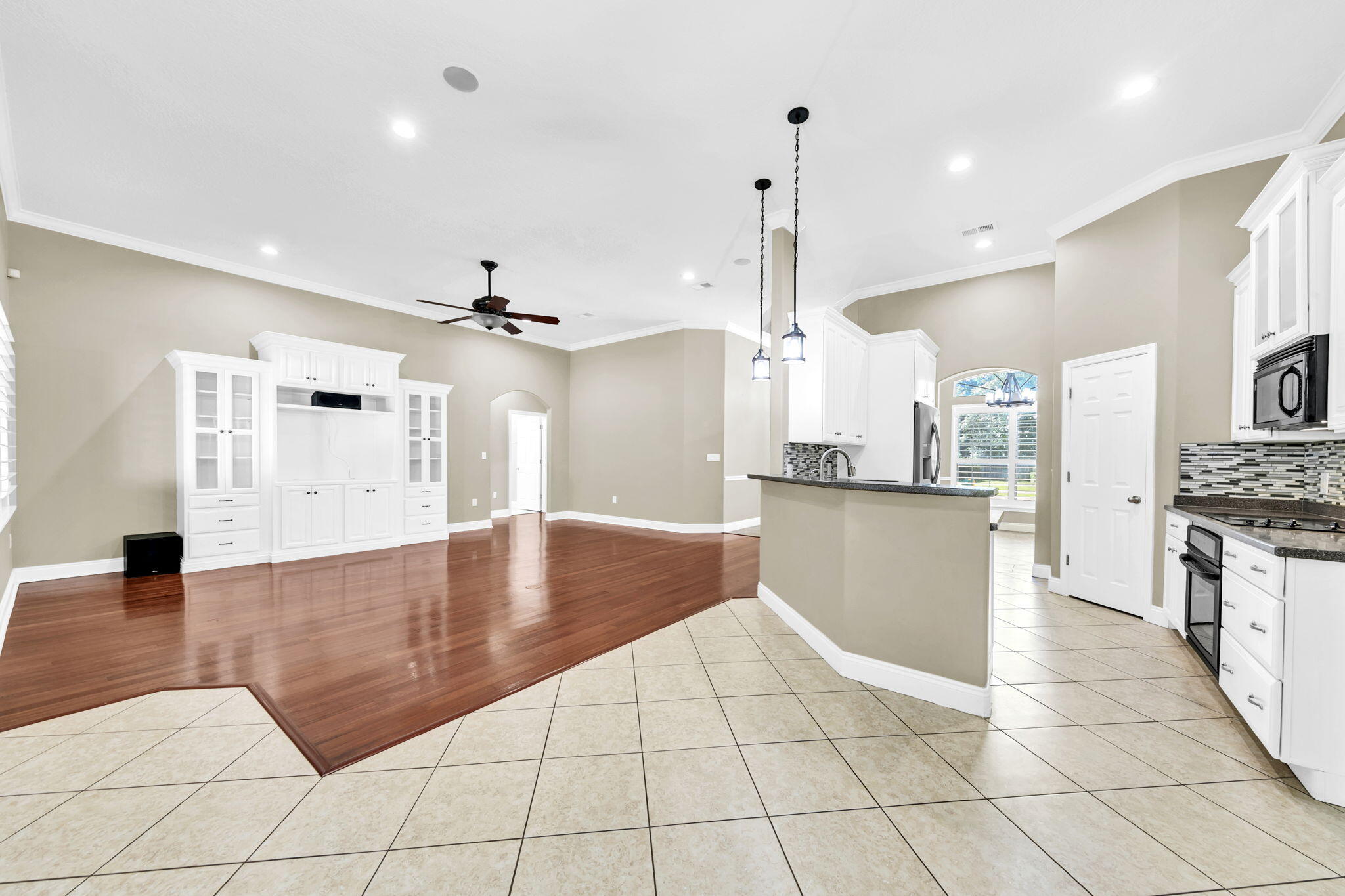 2623 Brodie Lane