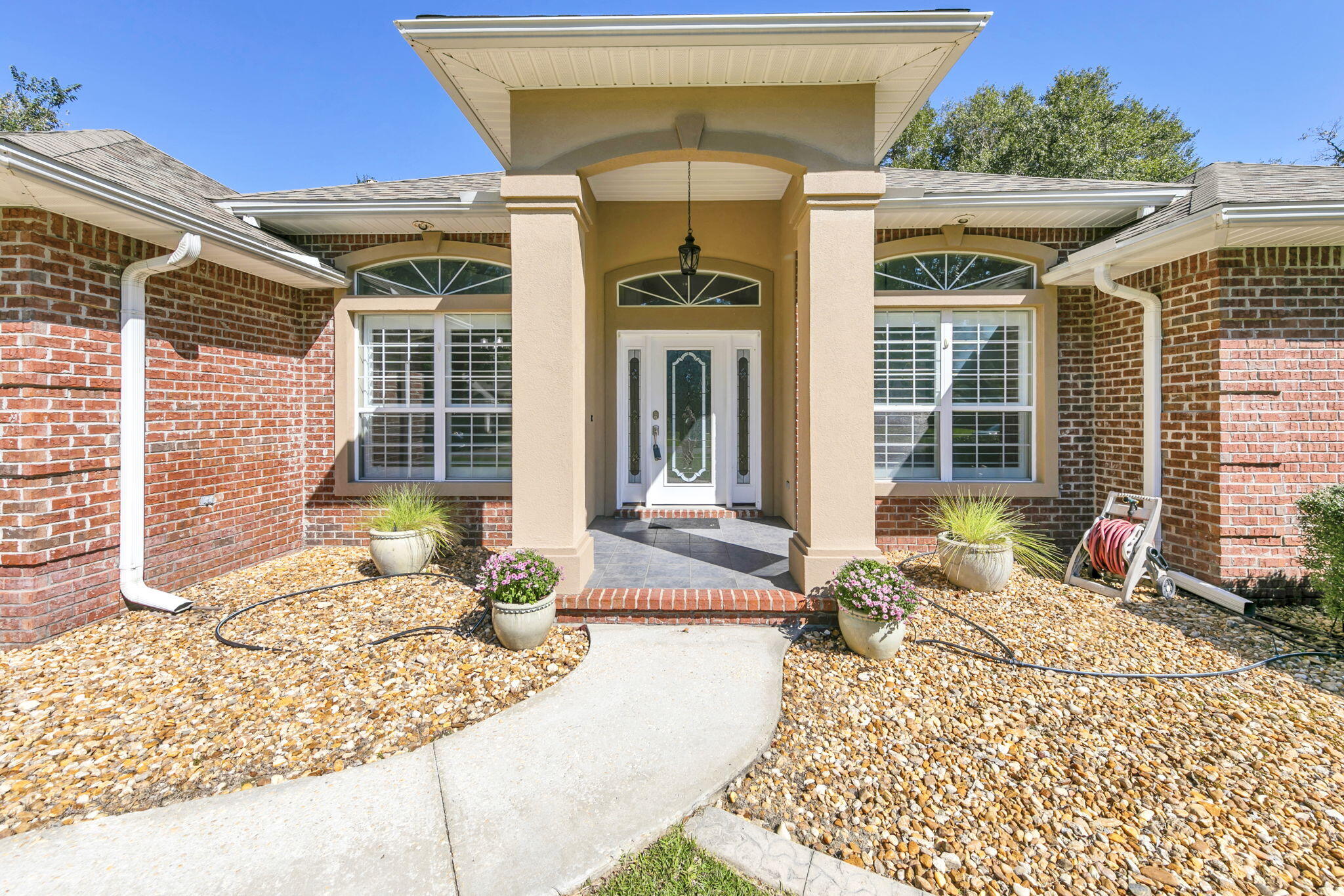 2623 Brodie Lane