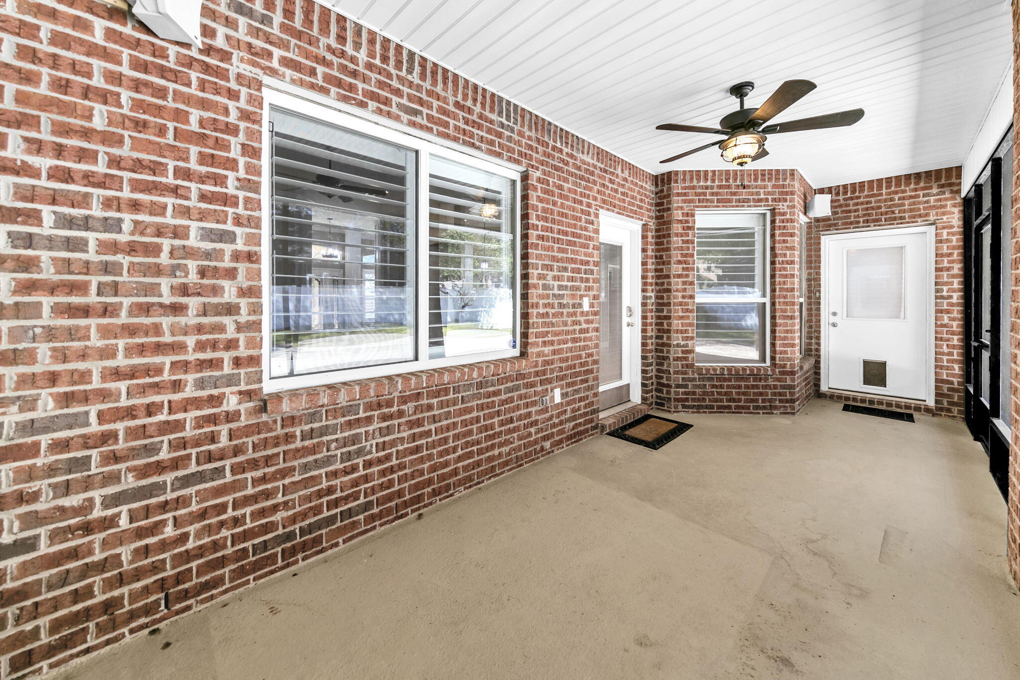 2623 Brodie Lane