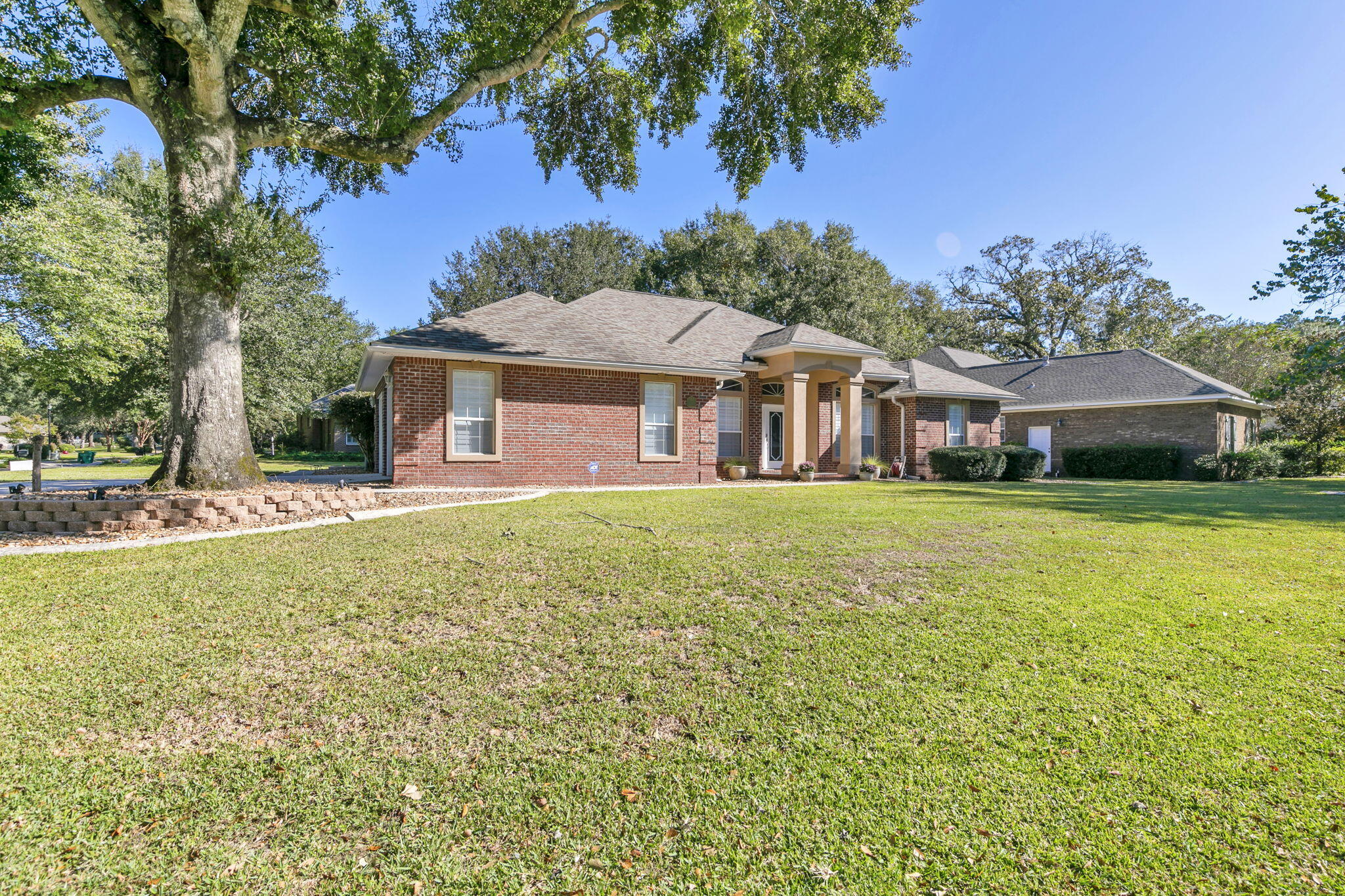 2623 Brodie Lane