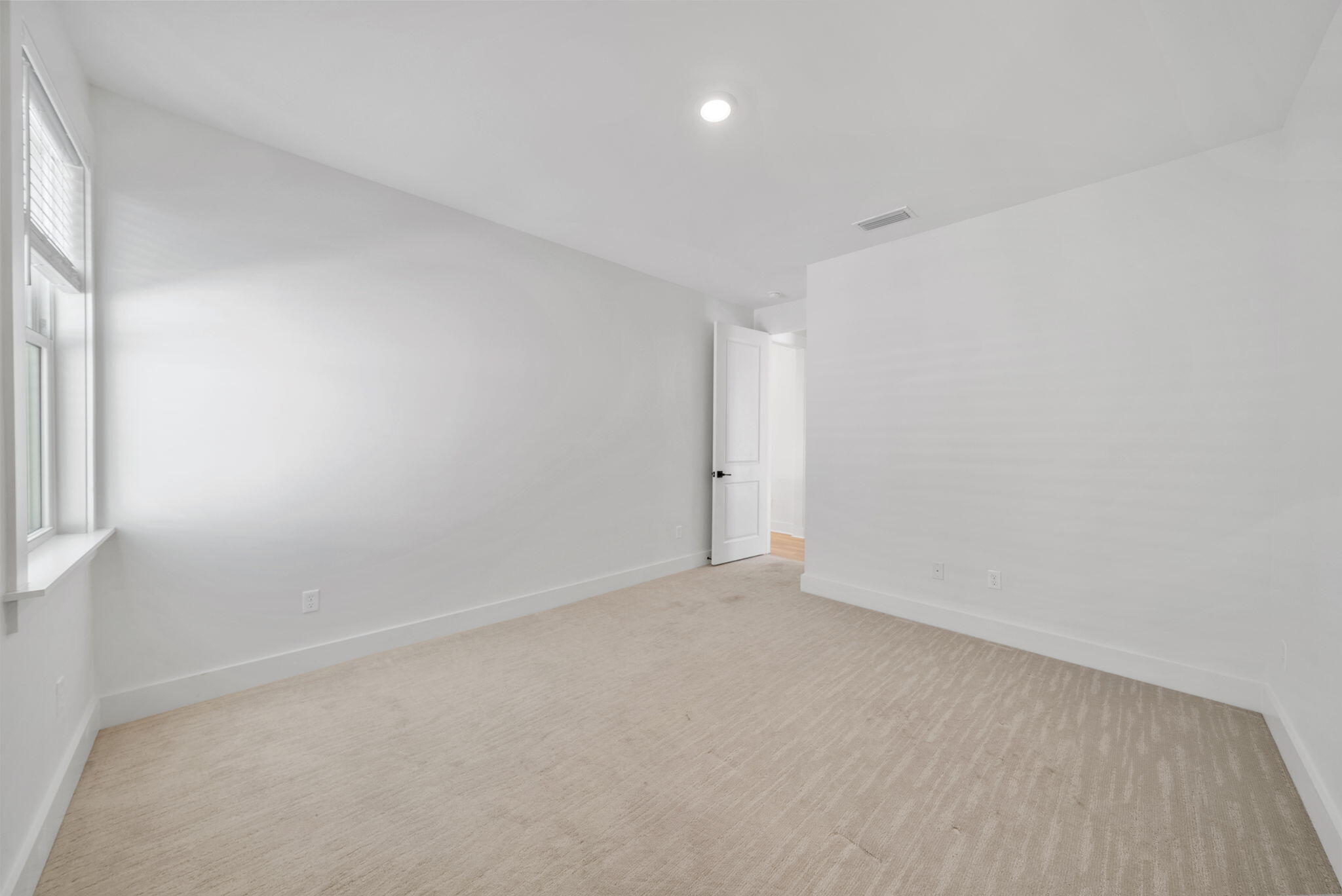 1917 Rushes Avenue