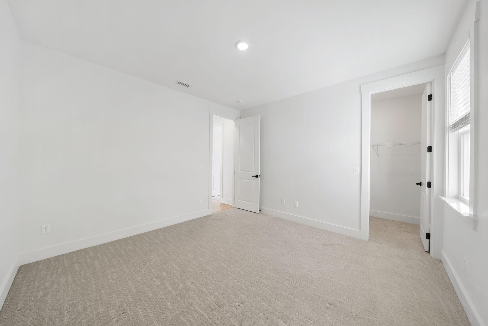 1917 Rushes Avenue