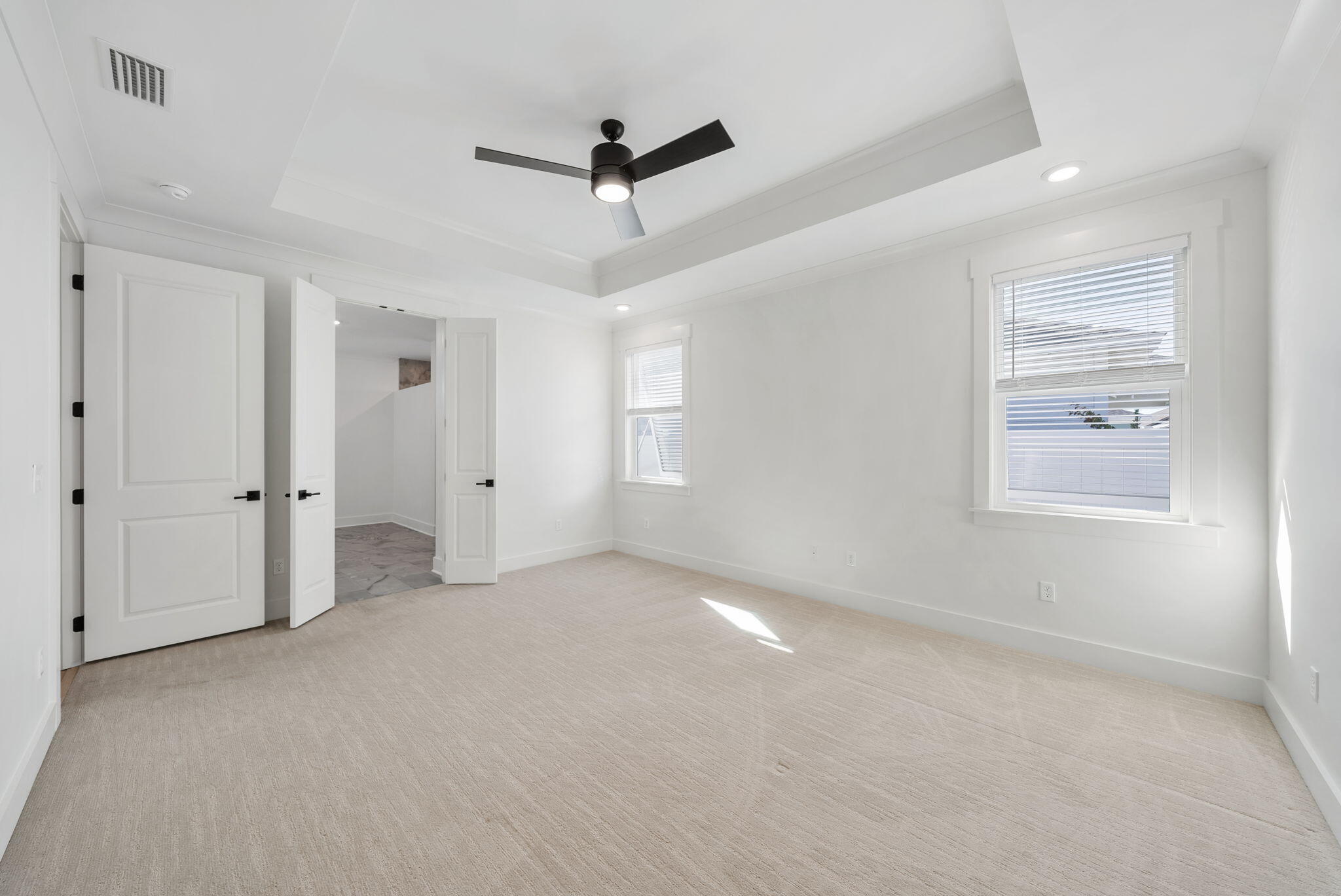 1917 Rushes Avenue
