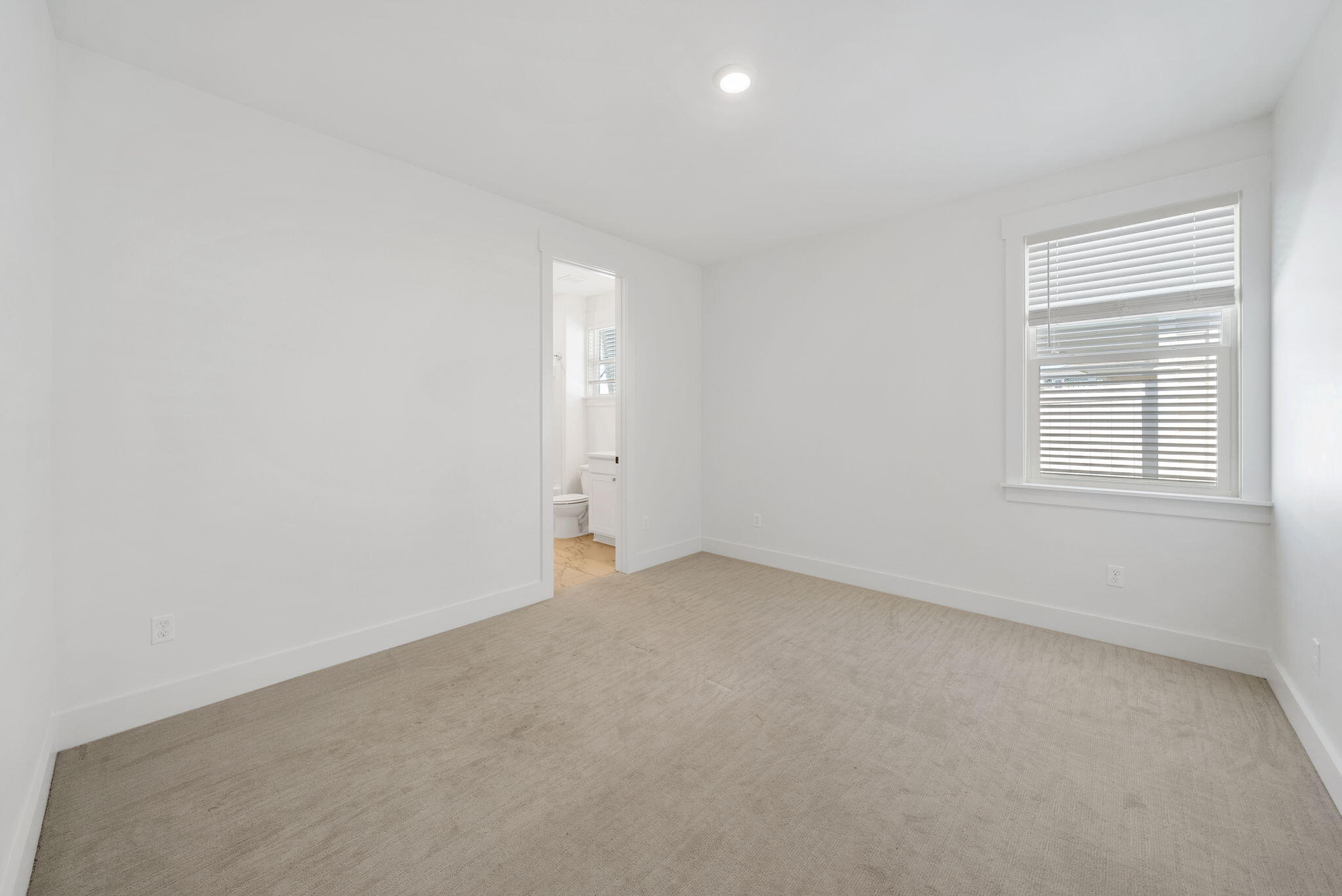 1917 Rushes Avenue