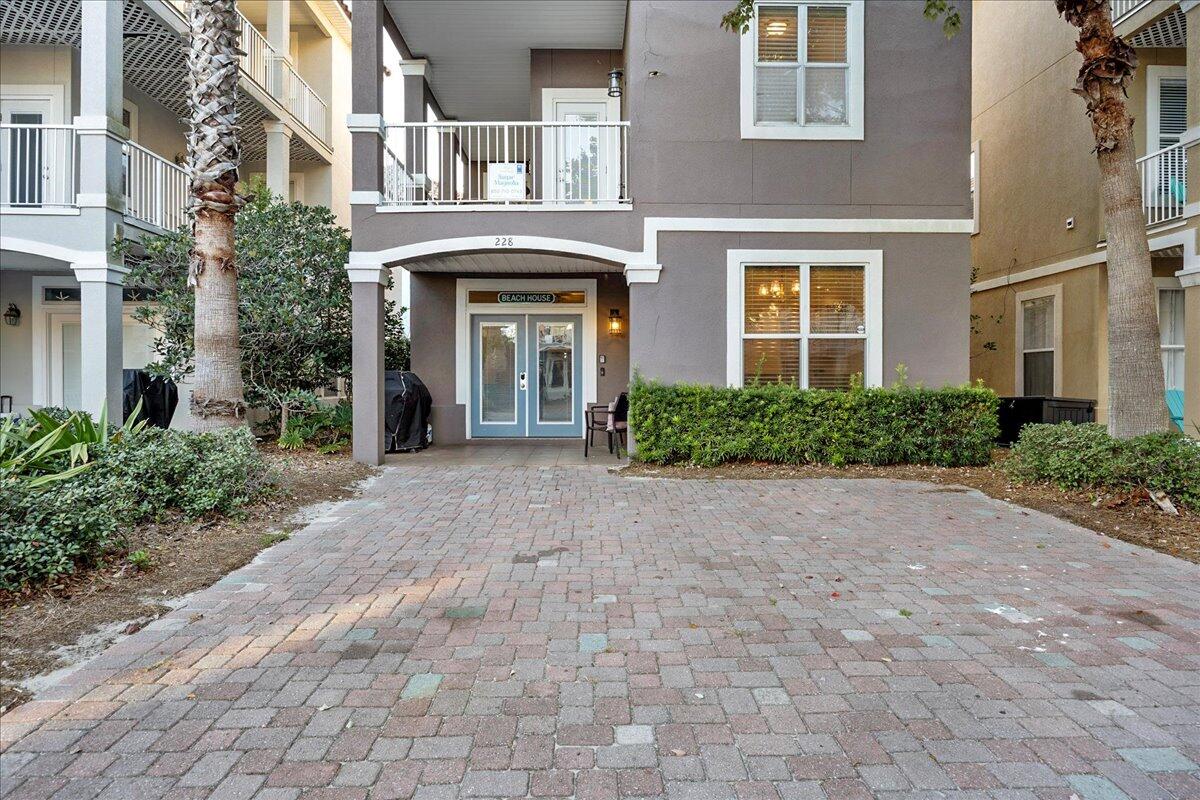 228 Kono Way