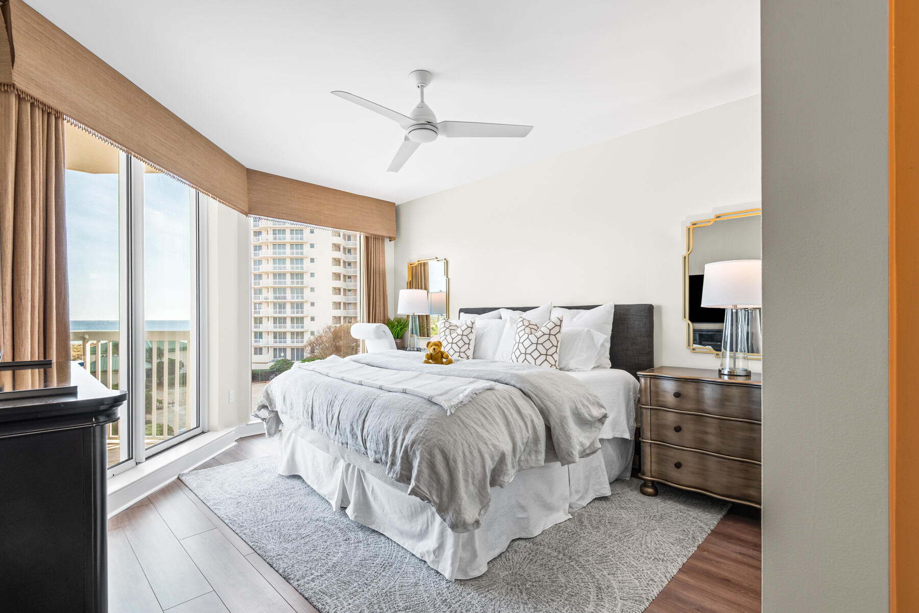 15500 Emerald Coast Parkway 405