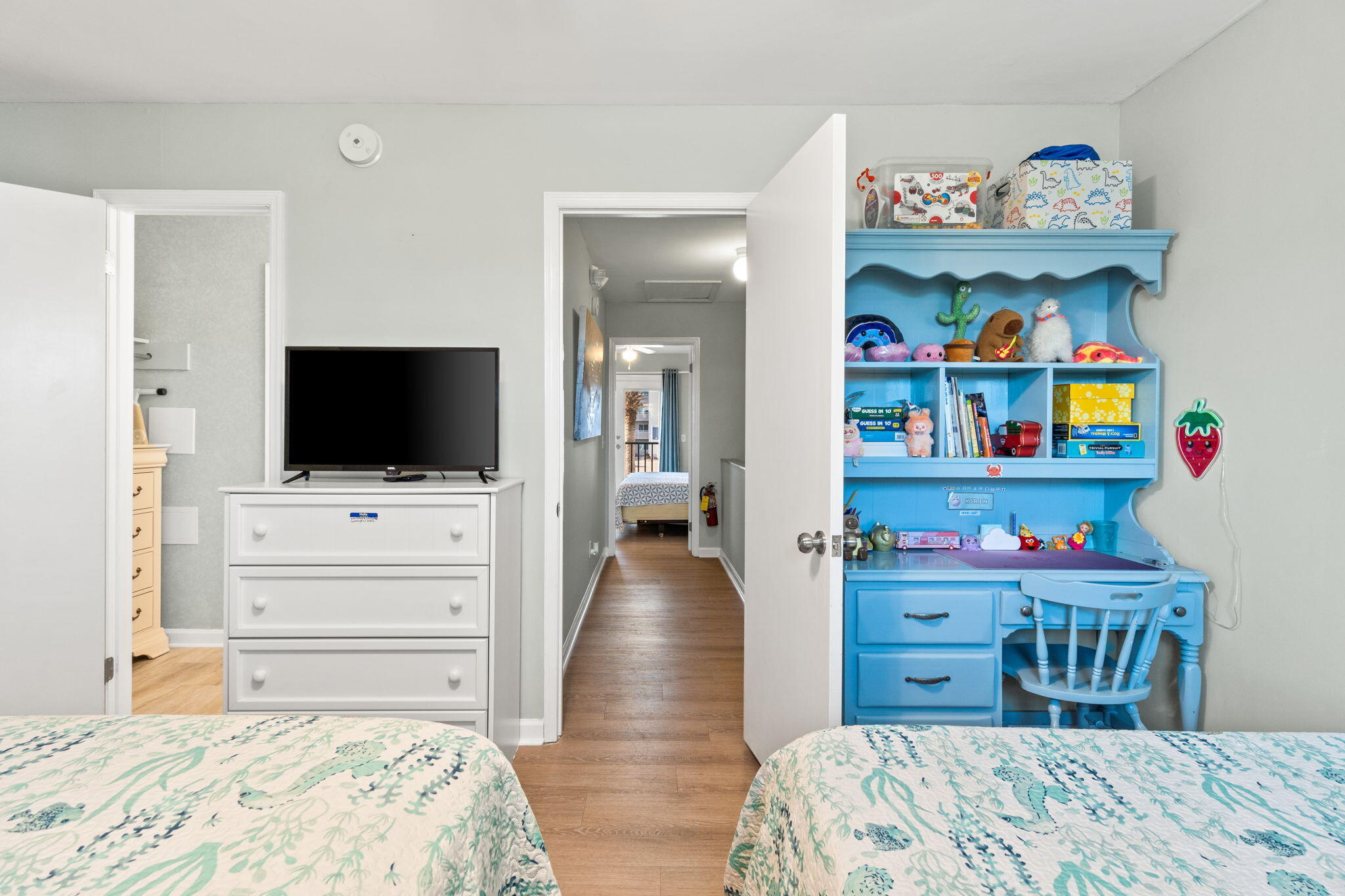 6215 Thomas Drive UNIT 101