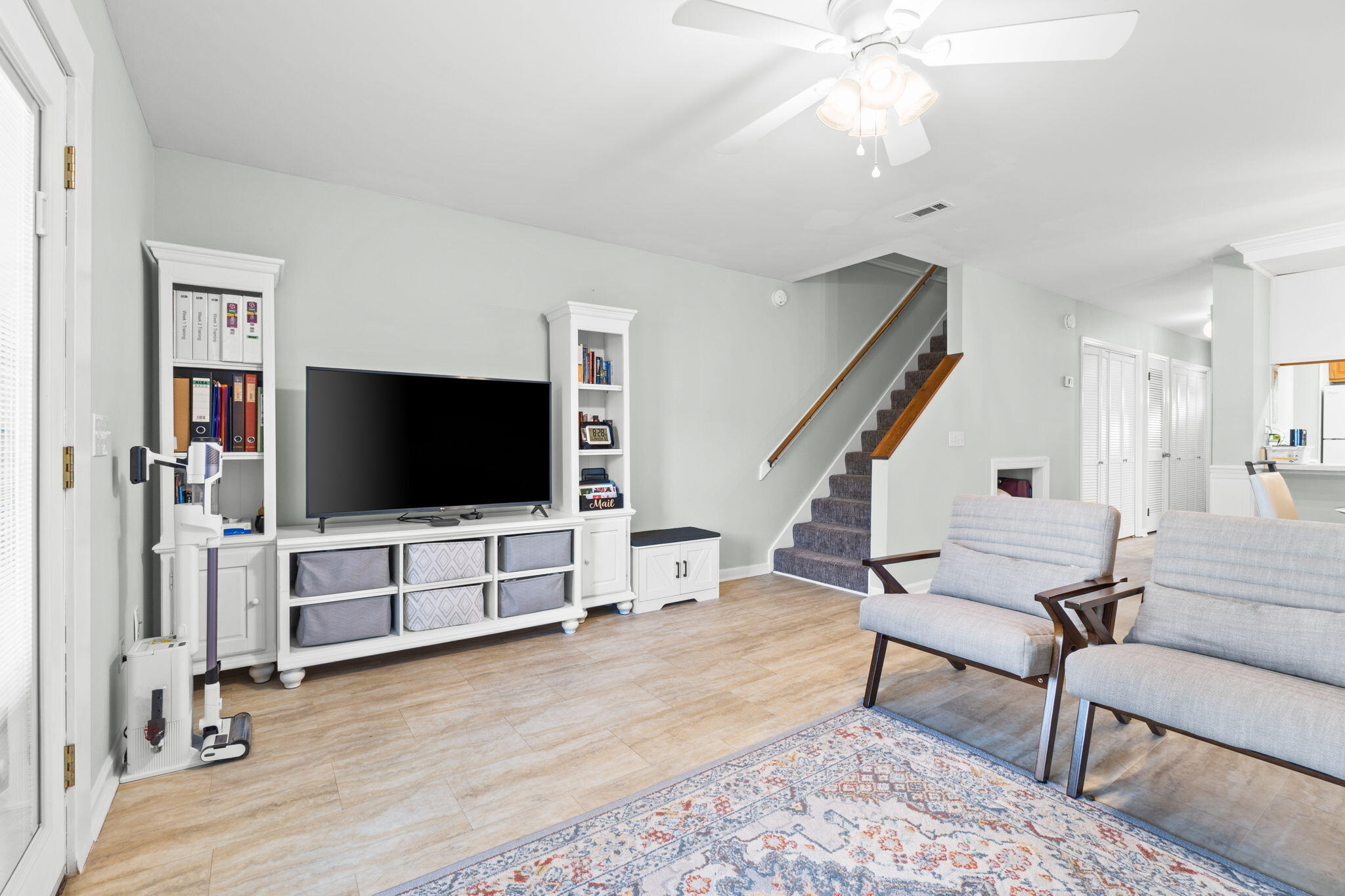 6215 Thomas Drive UNIT 101