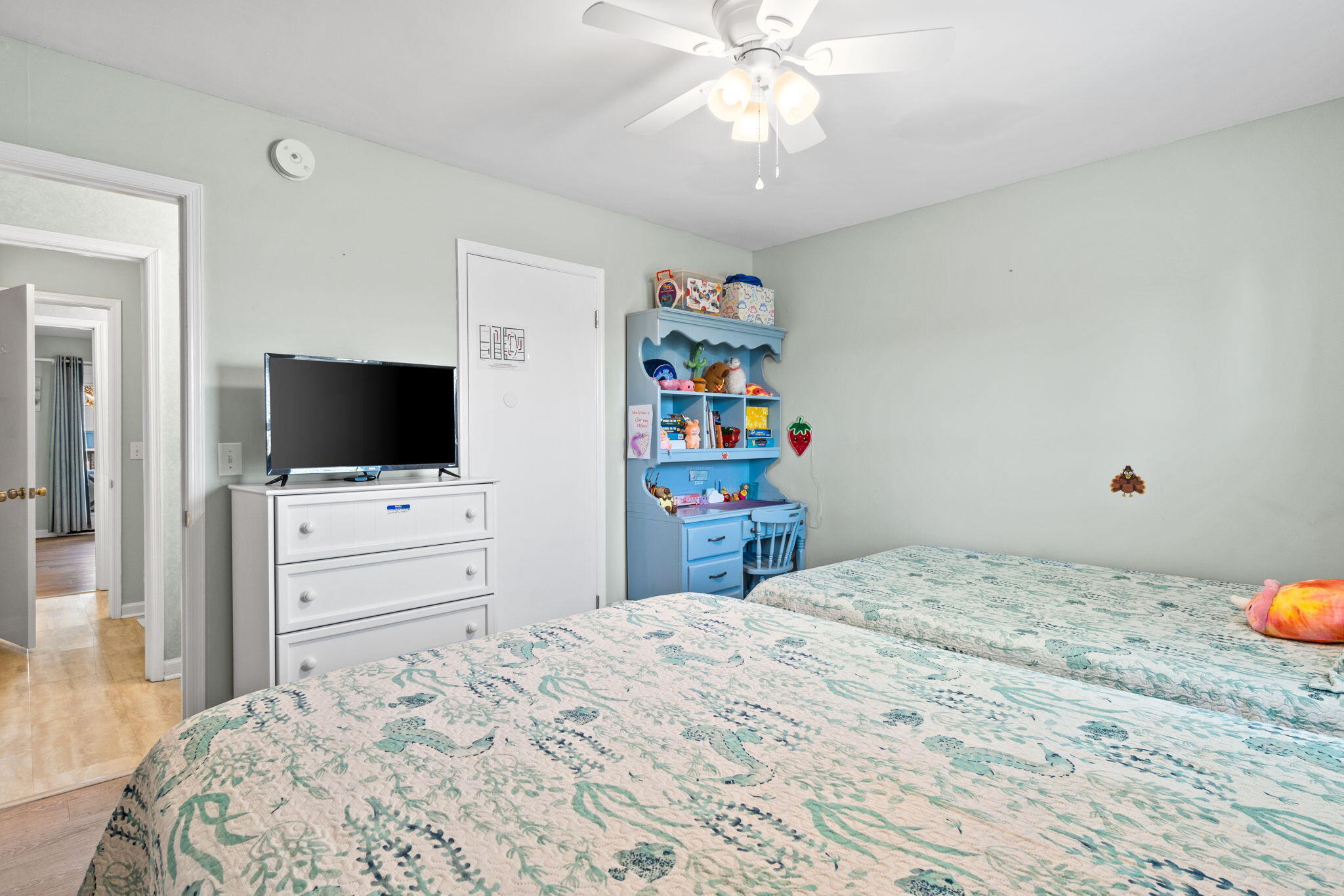 6215 Thomas Drive UNIT 101