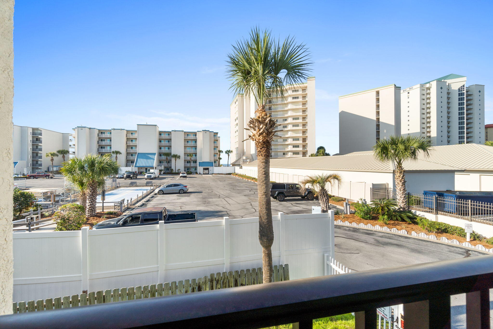 6215 Thomas Drive UNIT 101