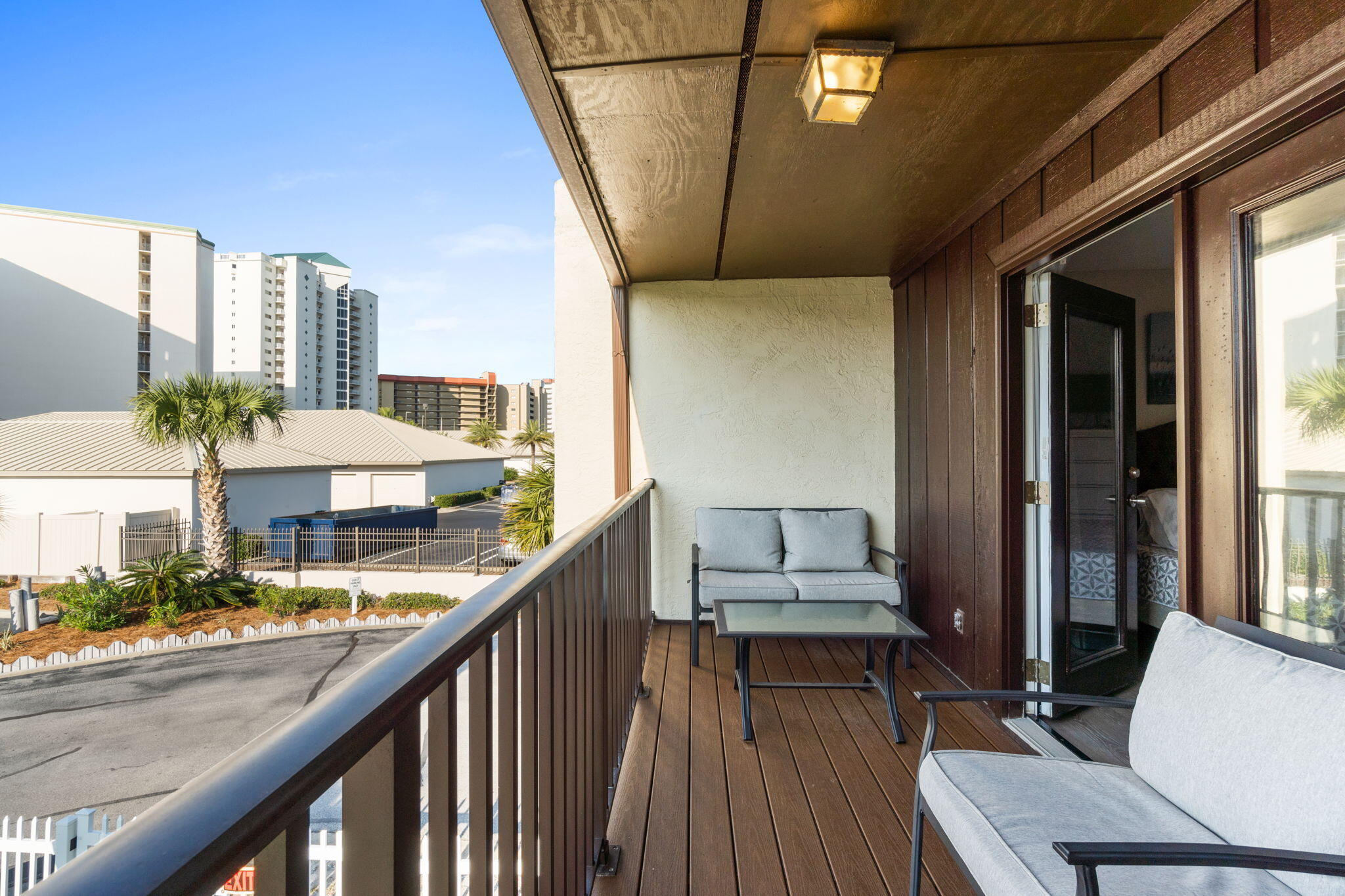 6215 Thomas Drive UNIT 101