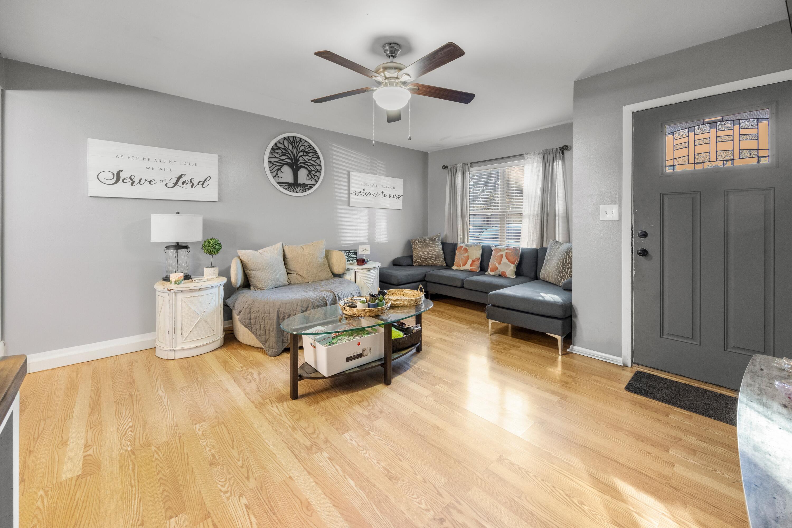 2 S Lake Avenue