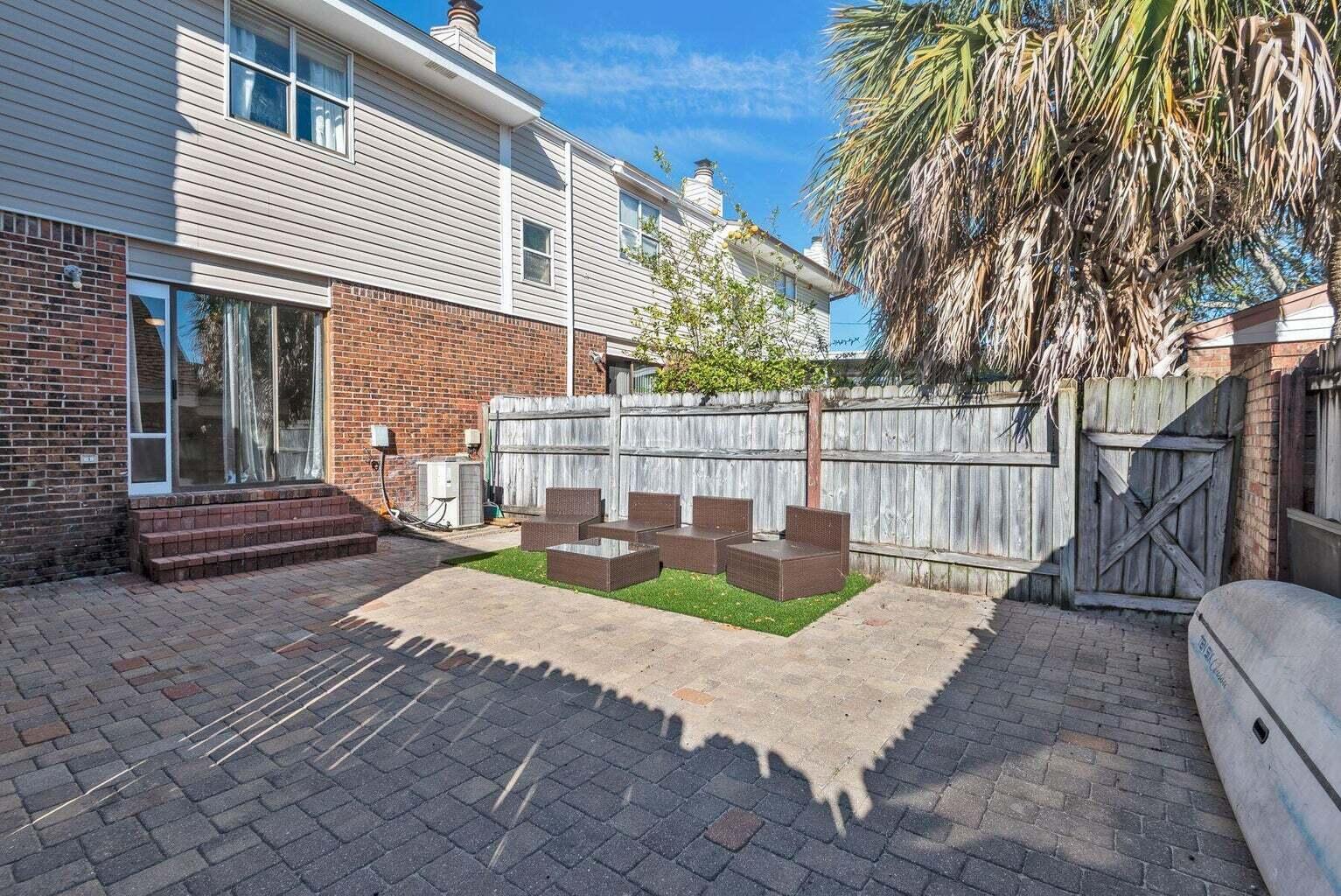 718 Legion Drive