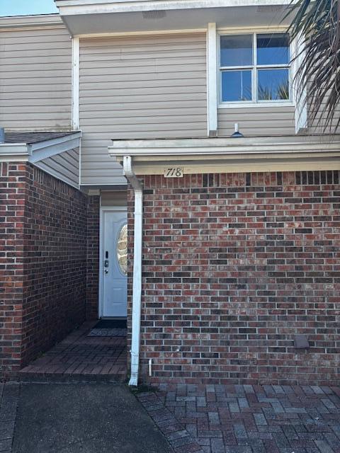 718 Legion Drive