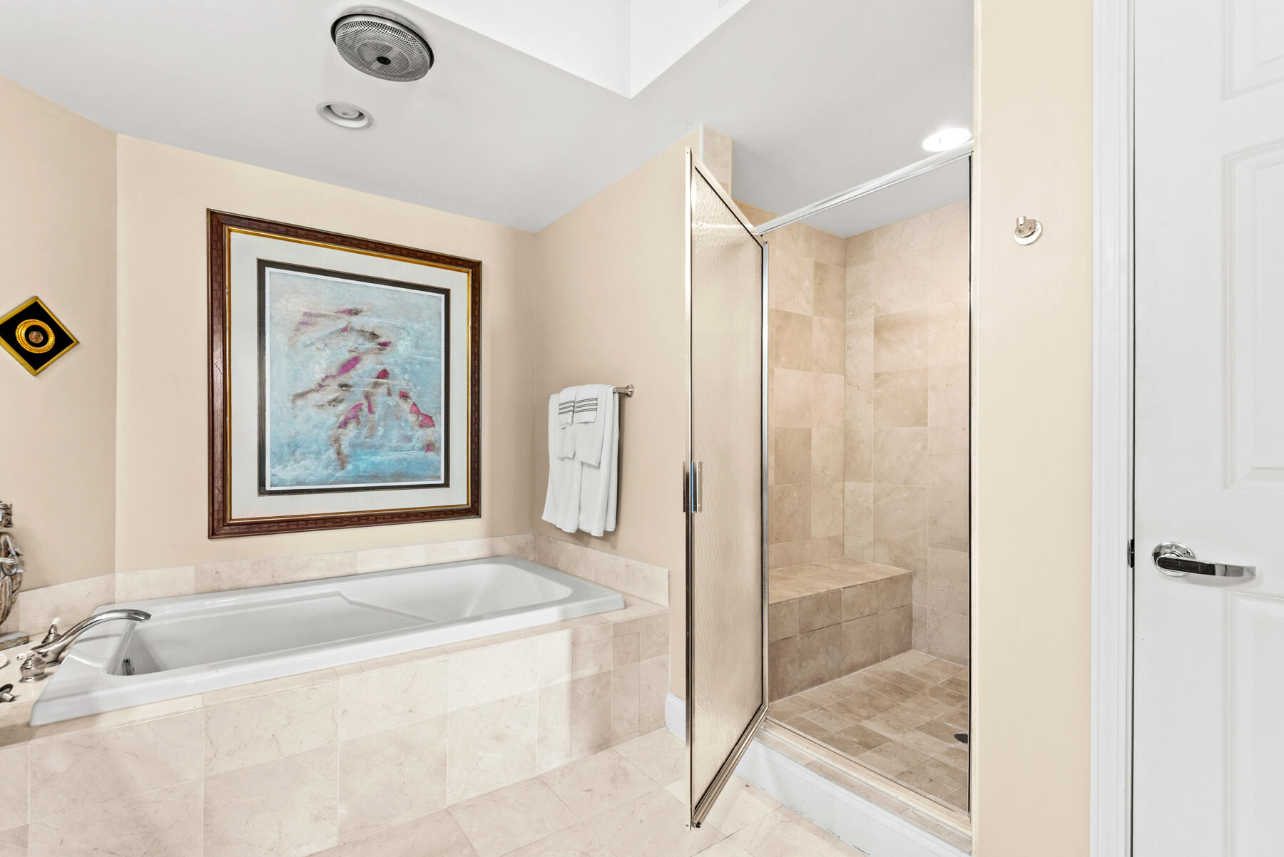 15400 Emerald Coast Parkway 807