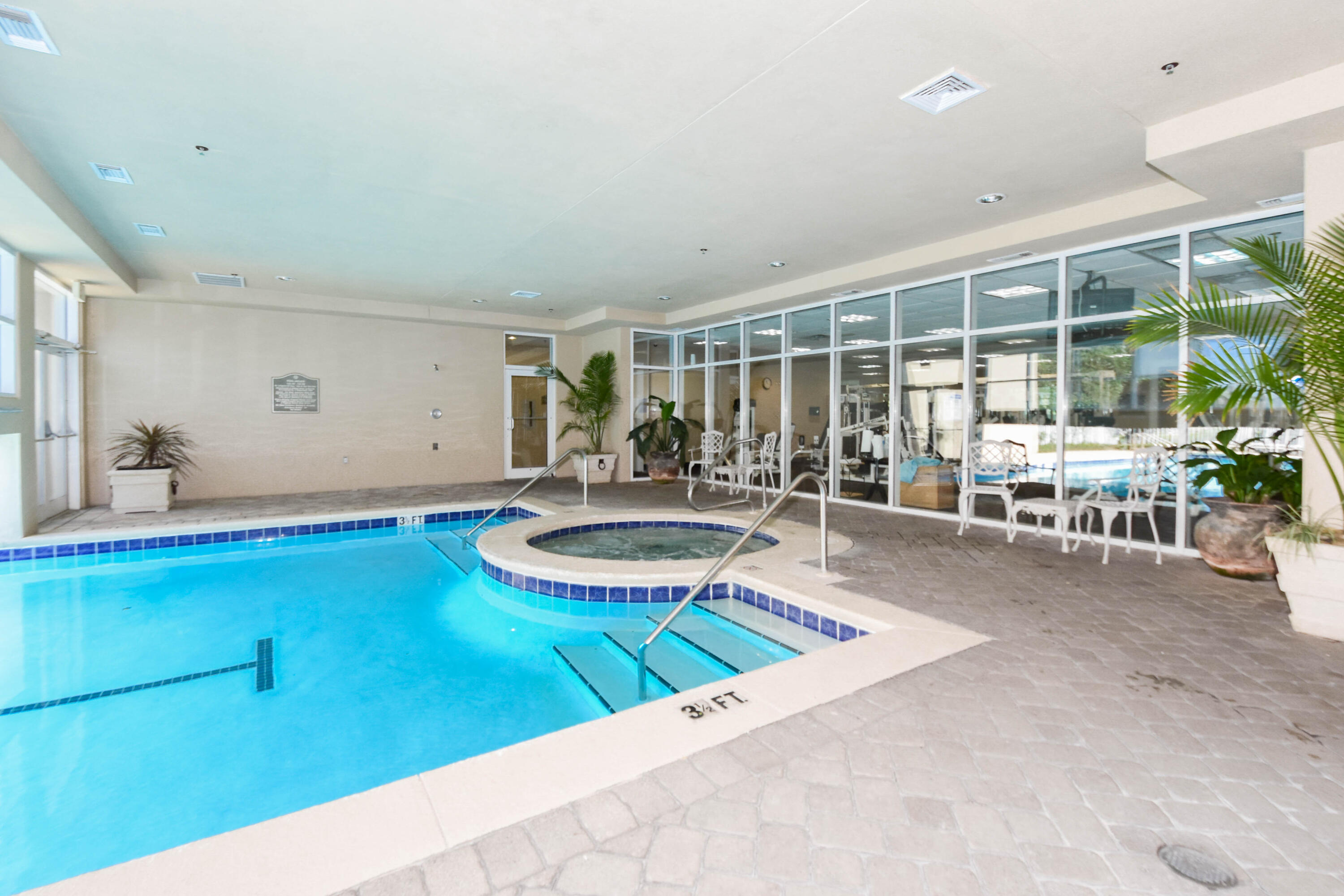 15400 Emerald Coast Parkway 807