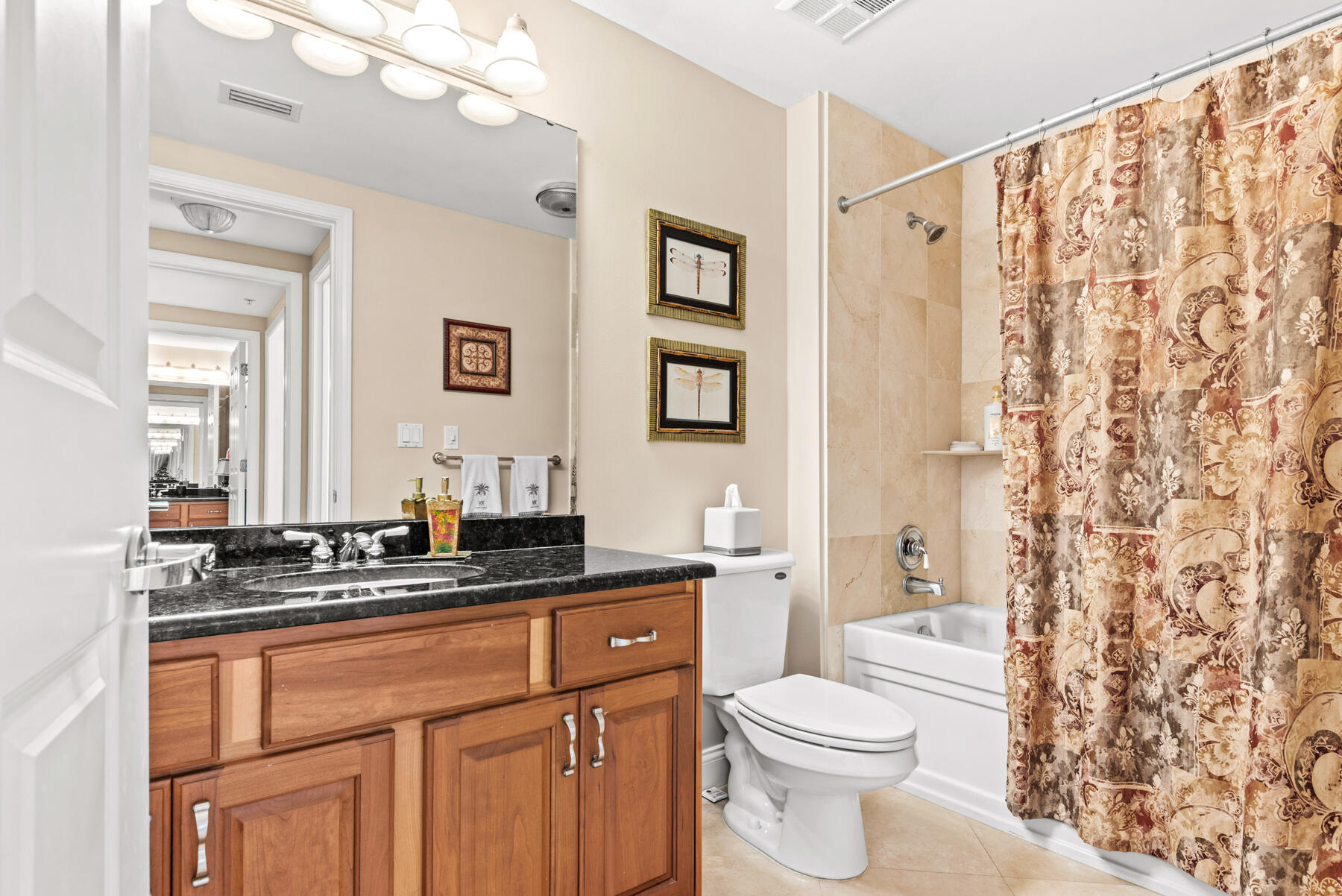 15400 Emerald Coast Parkway 807