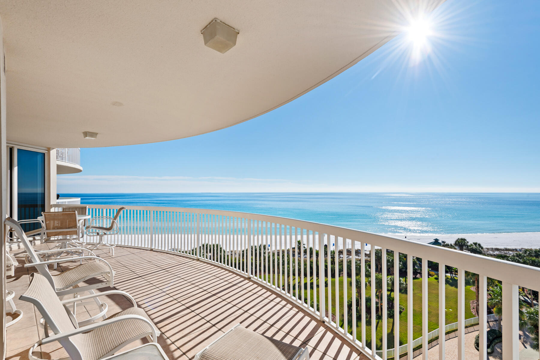 15400 Emerald Coast Parkway 807