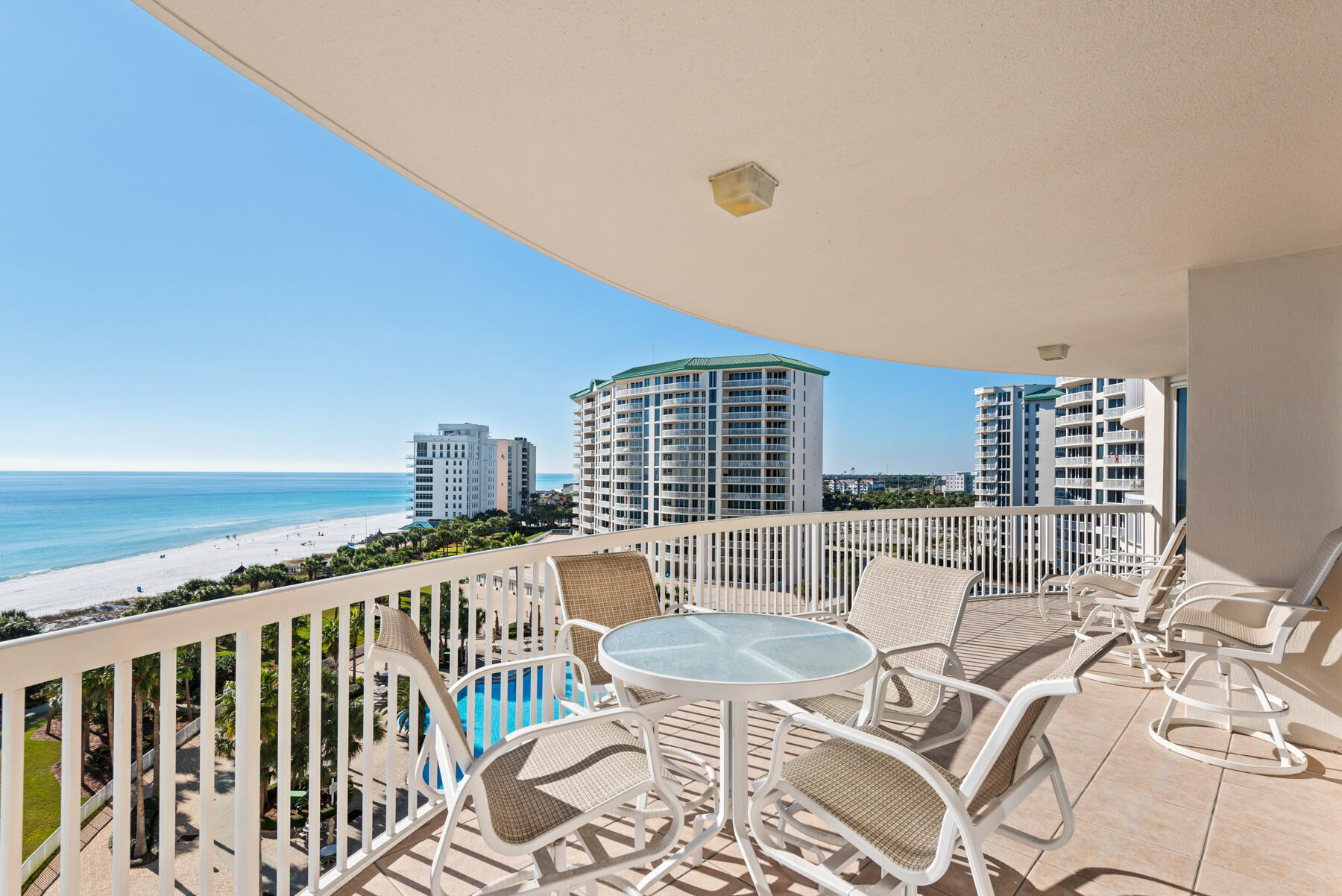 15400 Emerald Coast Parkway 807