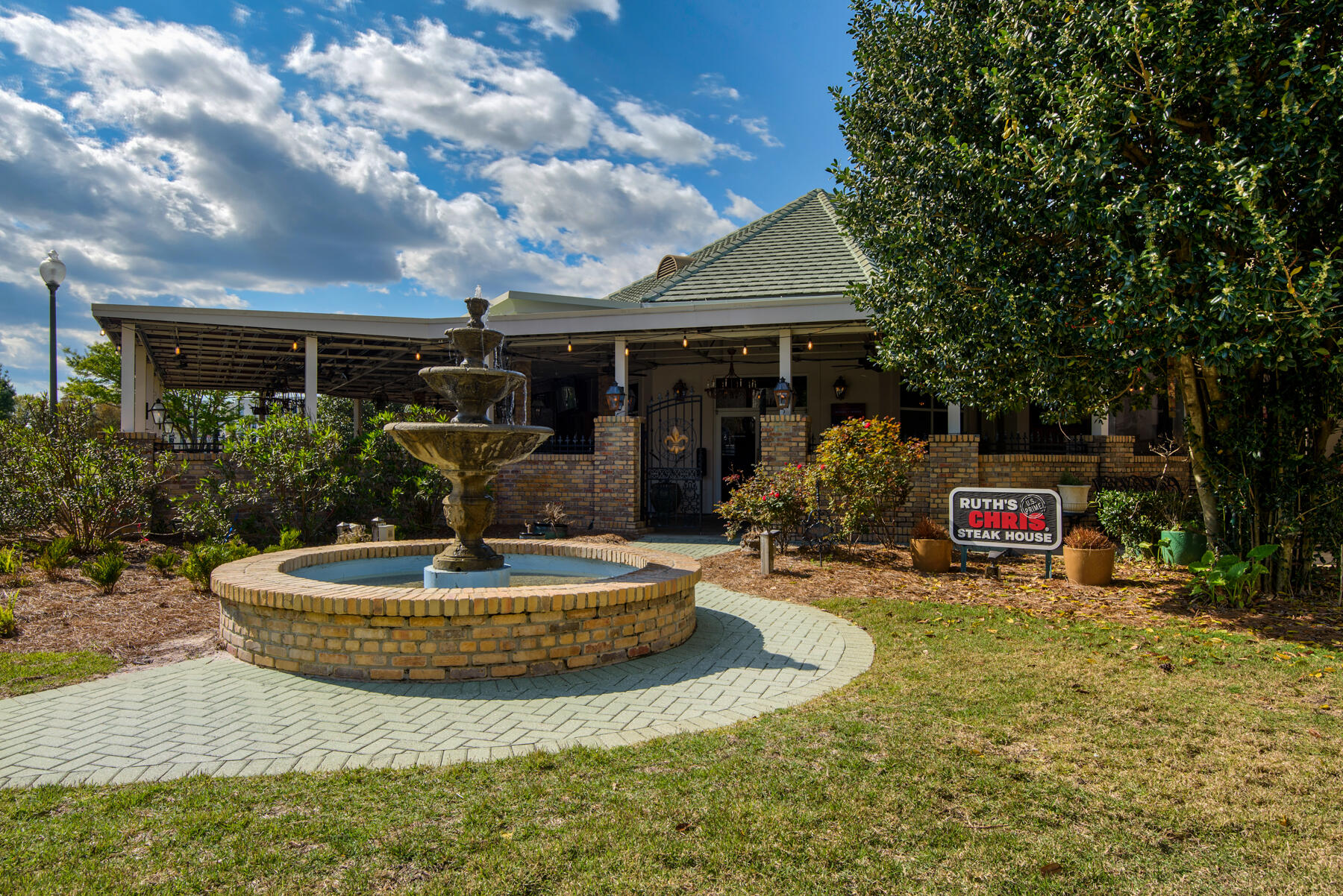15400 Emerald Coast Parkway 807
