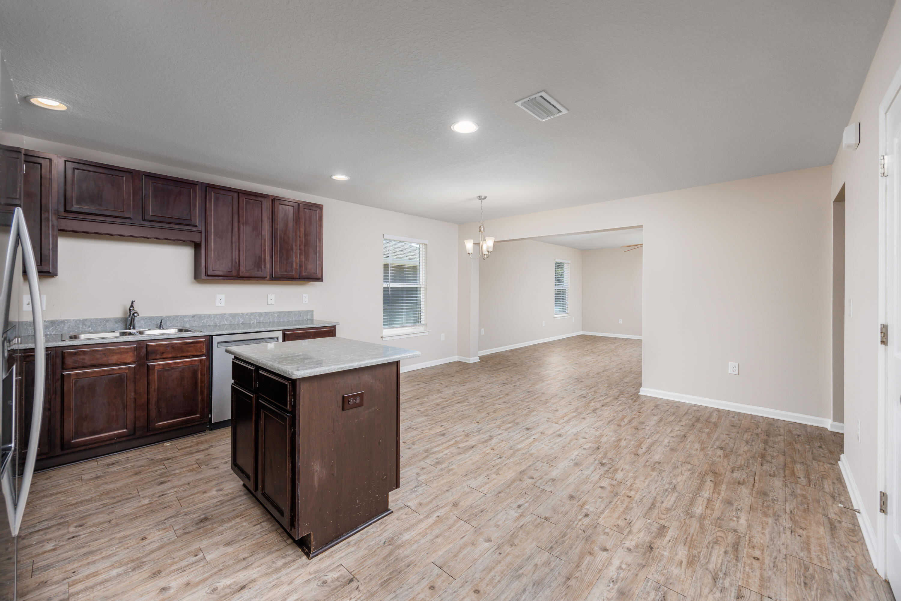 617 Fanny Ann Way