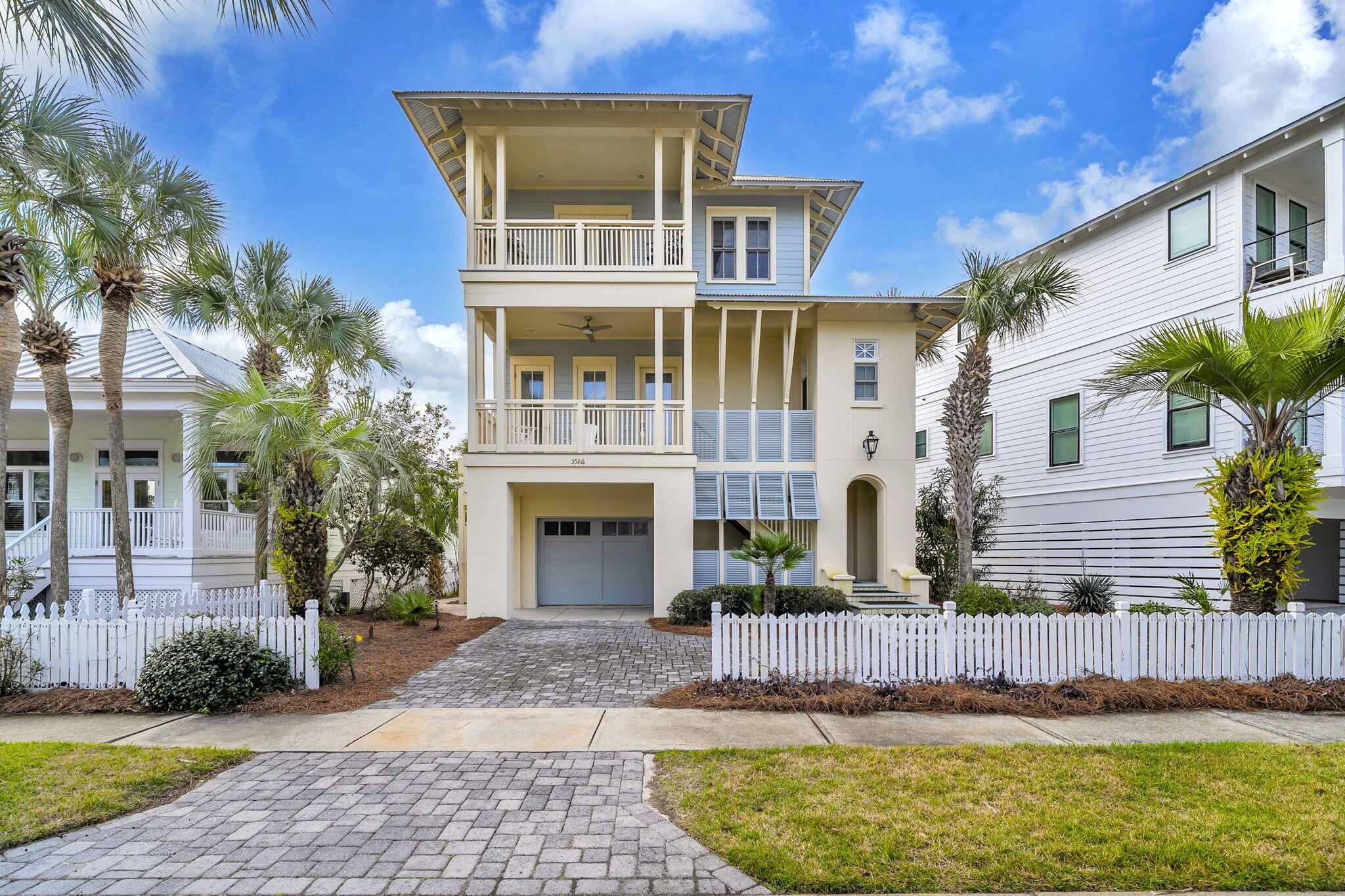 3586 Waverly Circle