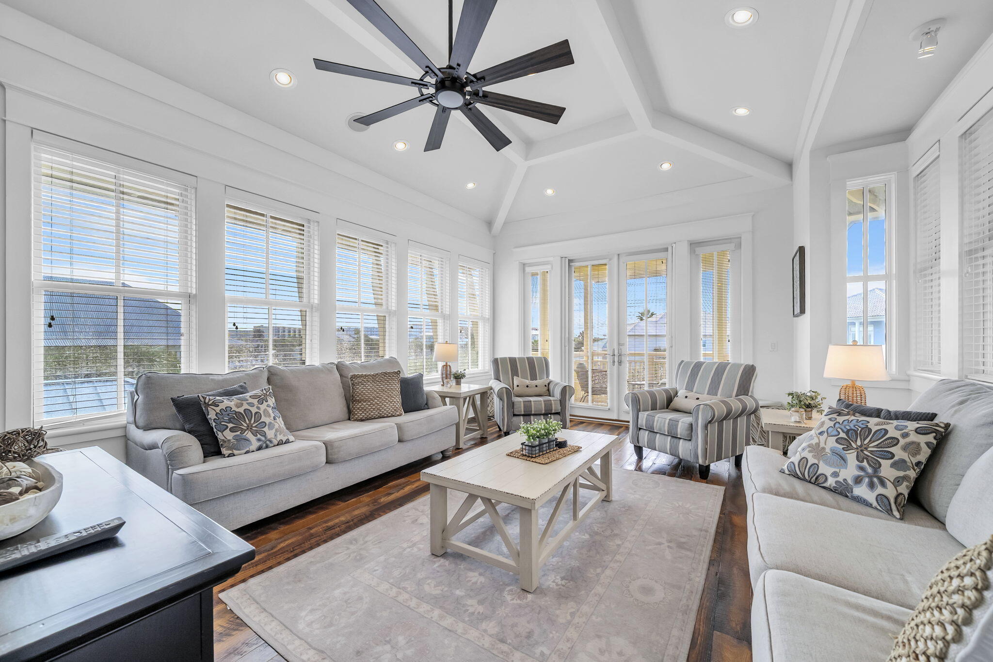 3586 Waverly Circle