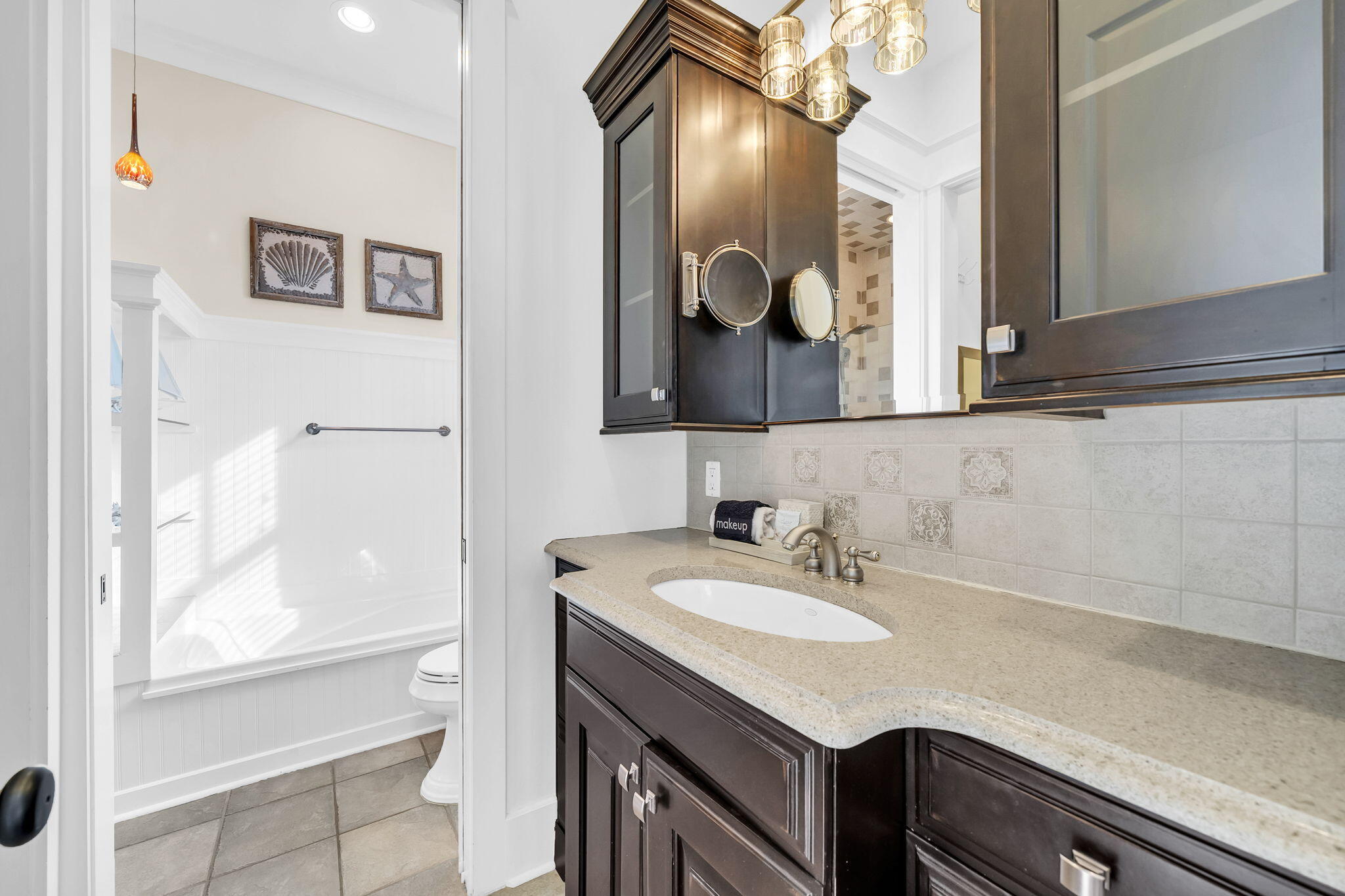 3586 Waverly Circle