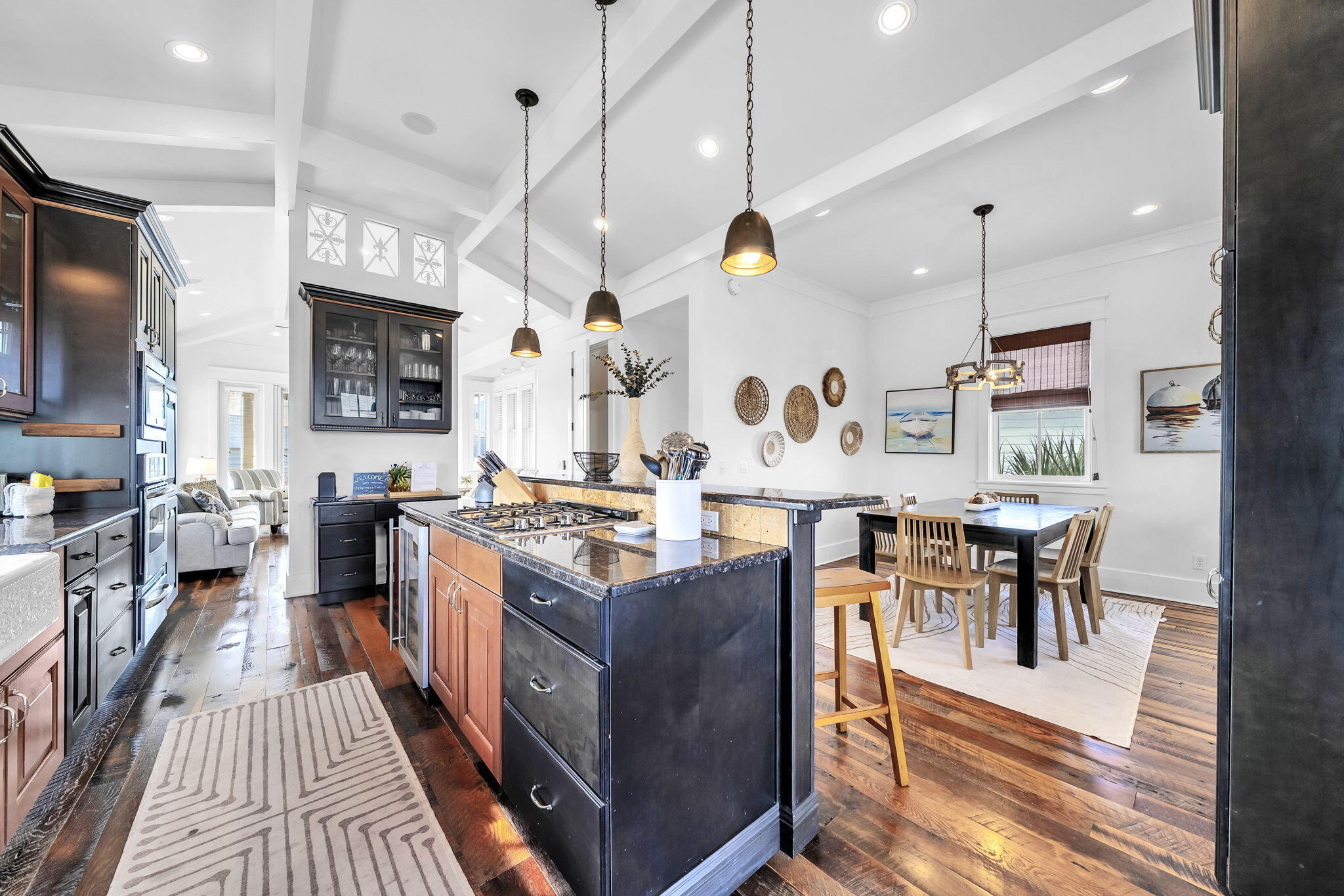 3586 Waverly Circle