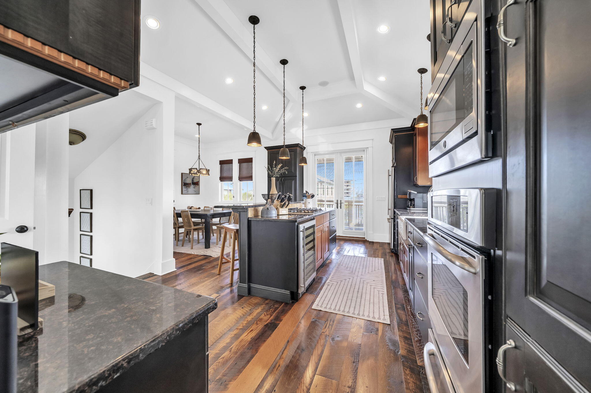 3586 Waverly Circle