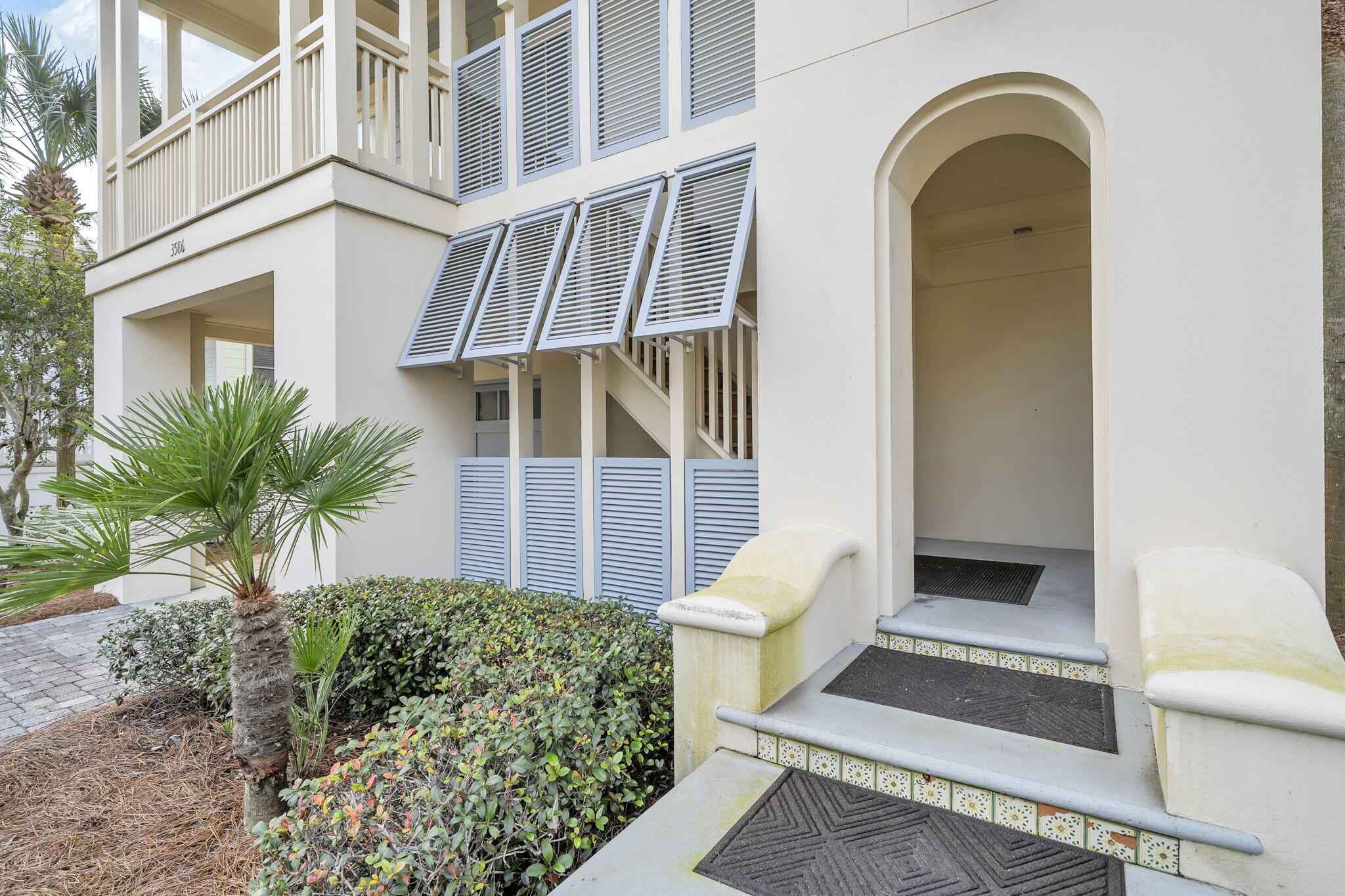 3586 Waverly Circle