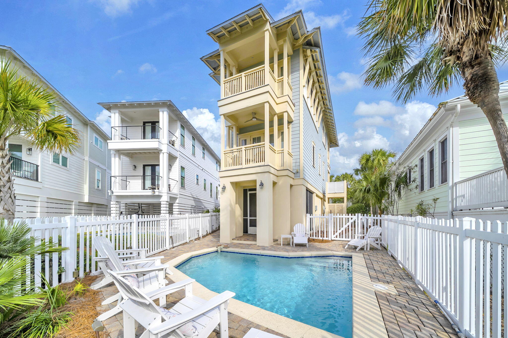 3586 Waverly Circle